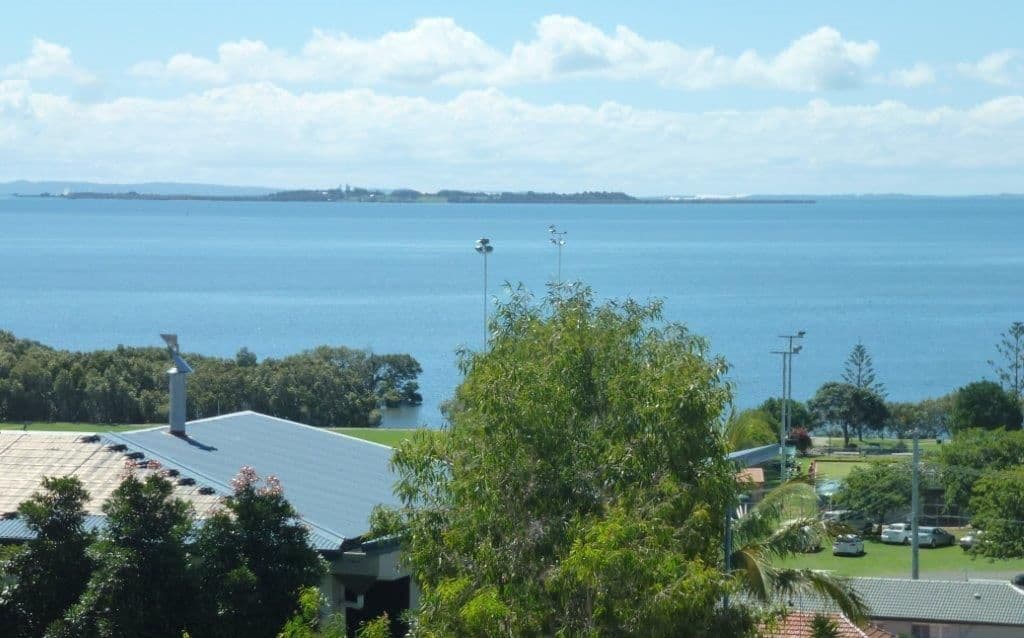 61 Adam Street, WYNNUM QLD 4178, Wynnum - Thumbnail 4
