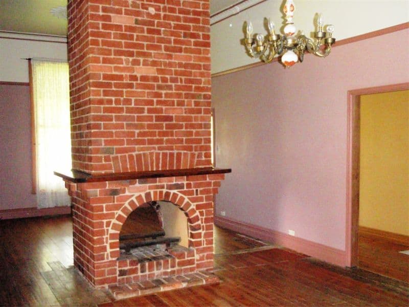 44 Goulburn Street, SEYMOUR VIC 3660, Seymour - Thumbnail 3