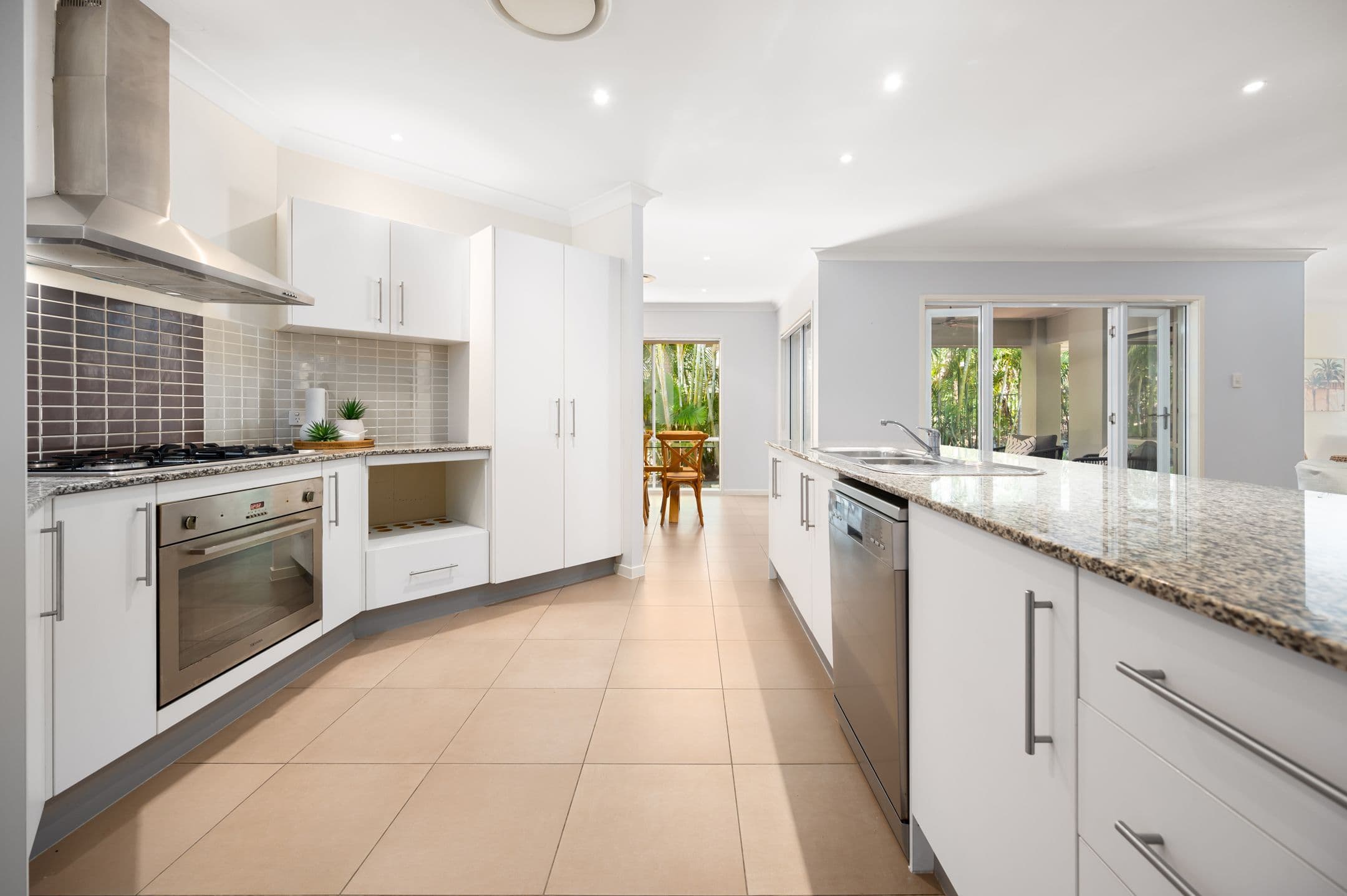 18 Boambillee Drive, Coomera Waters QLD 4209, Coomera - Thumbnail 8