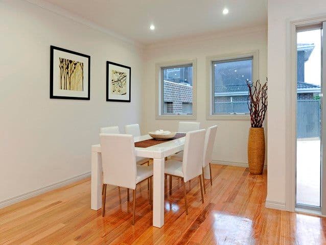 31 Boldrewood Parade, RESERVOIR VIC 3073, Reservoir - Thumbnail 5