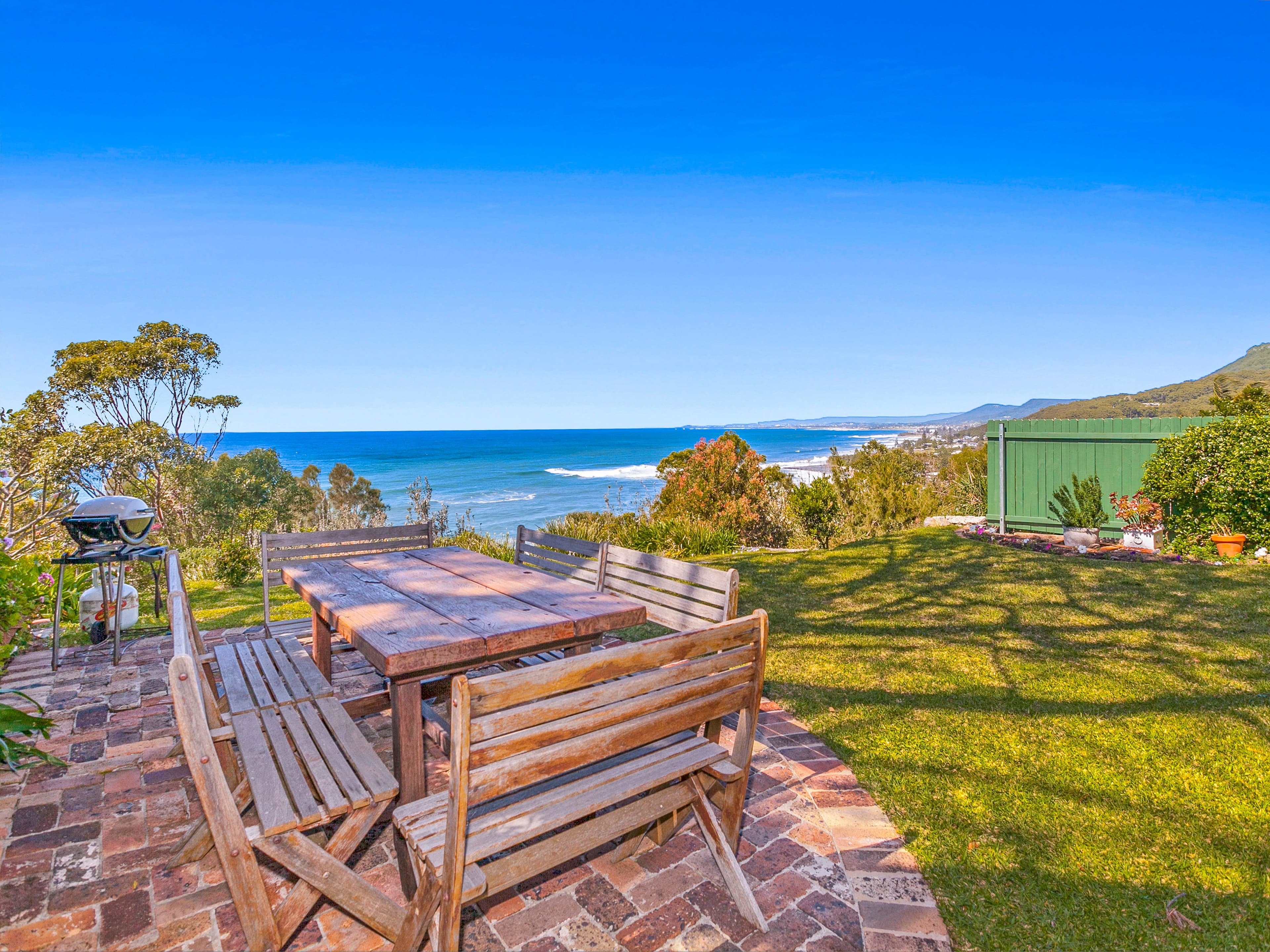 425 Lawrence Hargrave Drive, Scarborough - Thumbnail 2