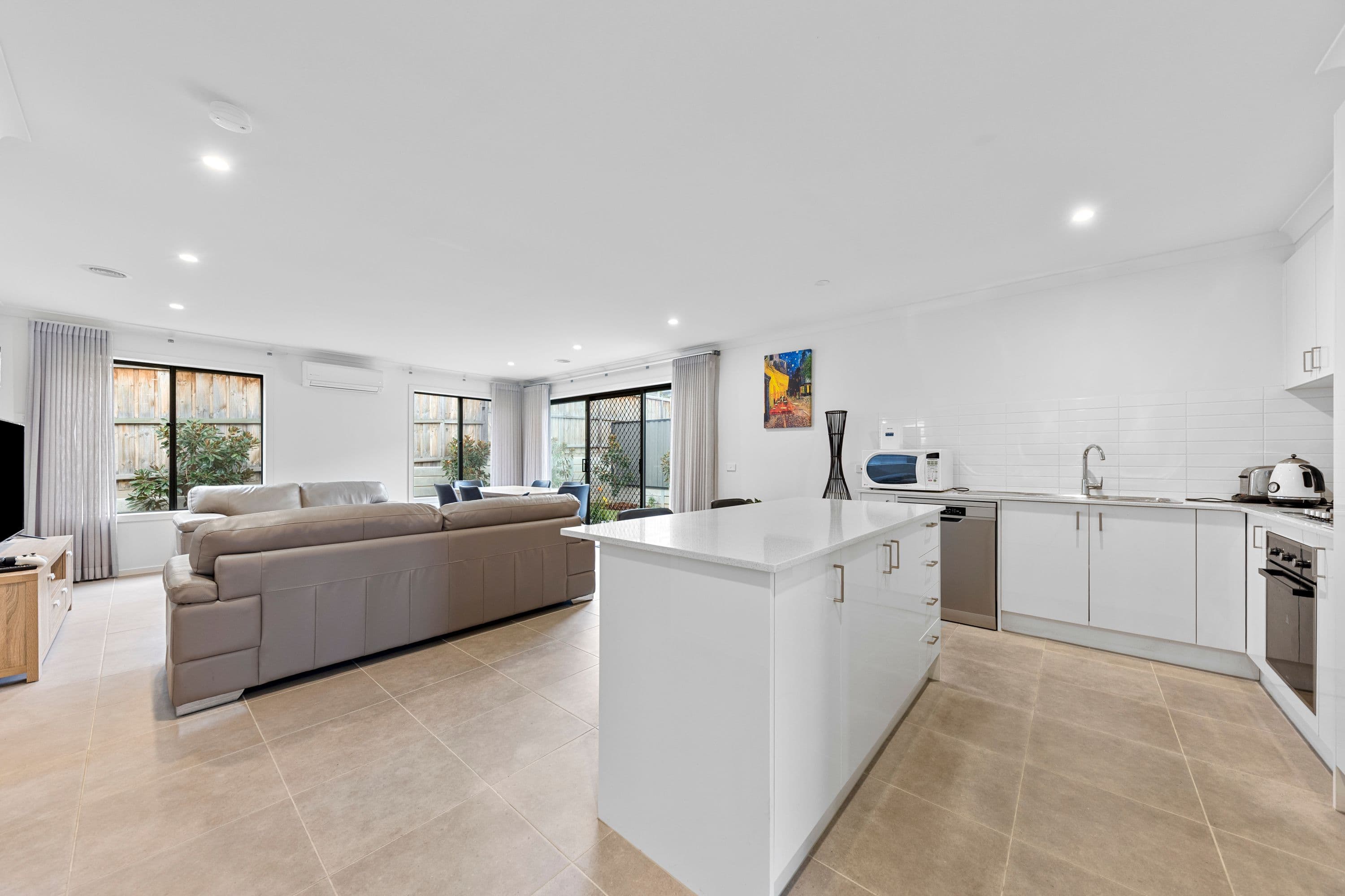 14 Addison Close, Officer VIC 3809, Officer - Thumbnail 5
