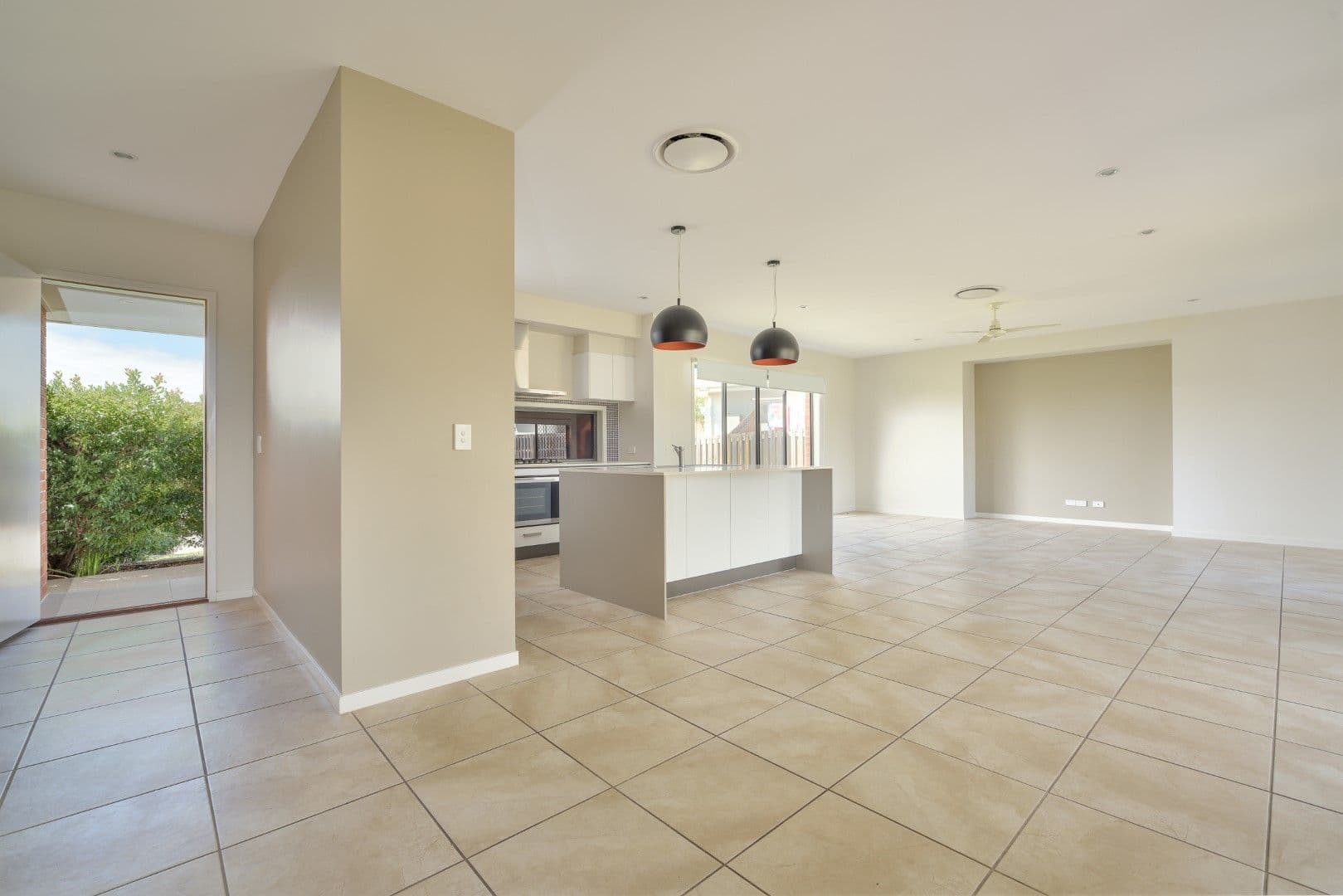 17 Keeling Court, New Auckland QLD 4680, New Auckland - Thumbnail 2