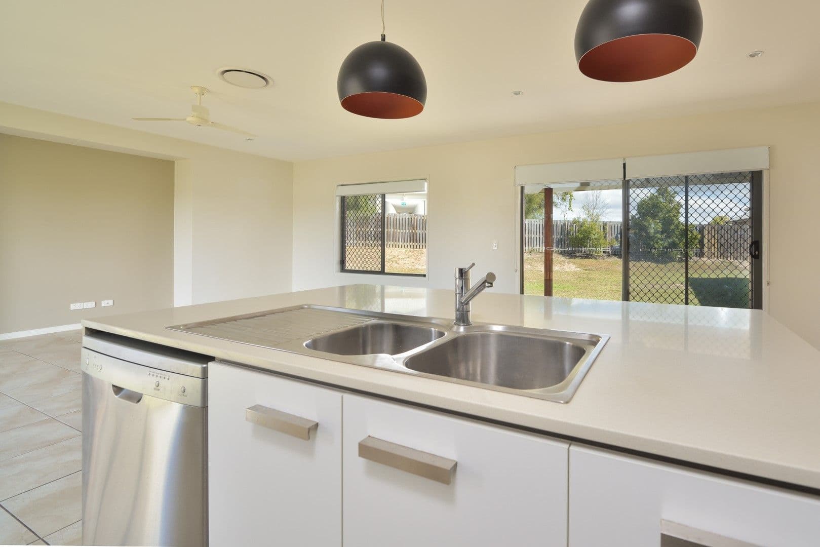 17 Keeling Court, New Auckland QLD 4680, New Auckland - Thumbnail 5