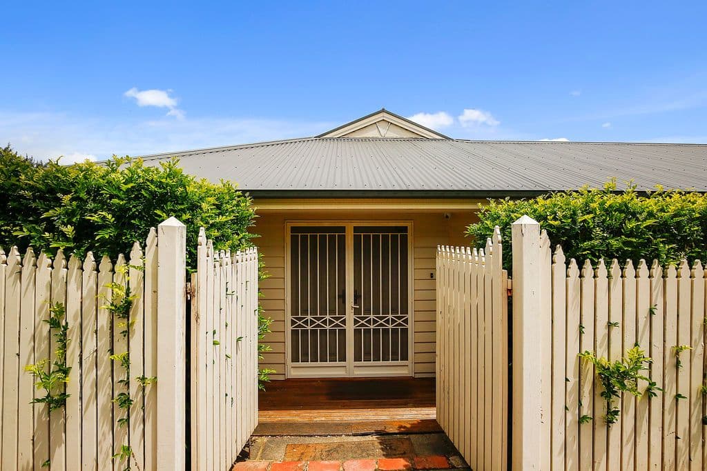 18 Anderson Street, Lilydale VIC 3140, Lilydale - Thumbnail 2