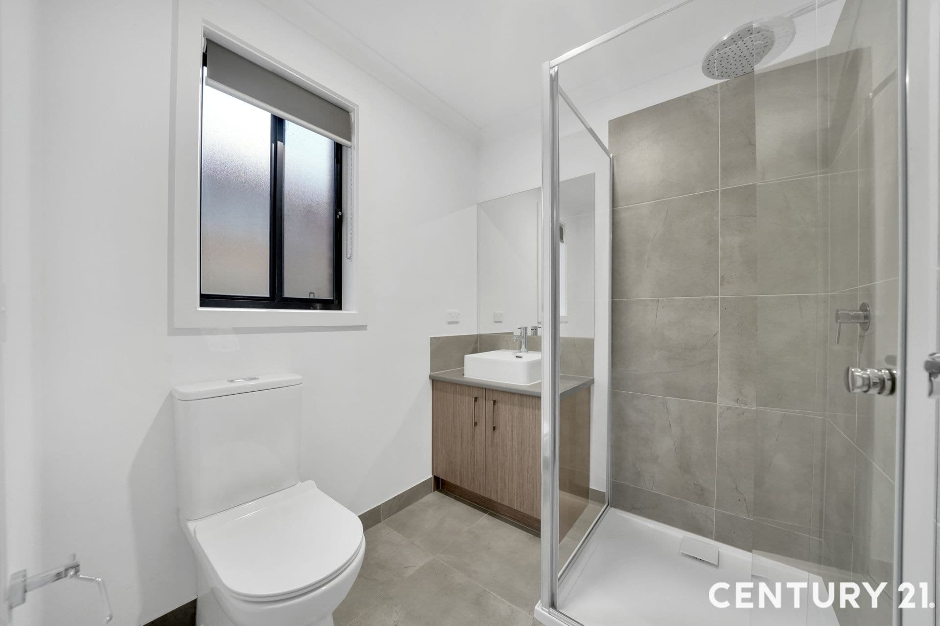 Suite 4 241-244 Caroline Springs Blvd, Caroline Springs, VIC, 3023, Rockbank - Thumbnail 6