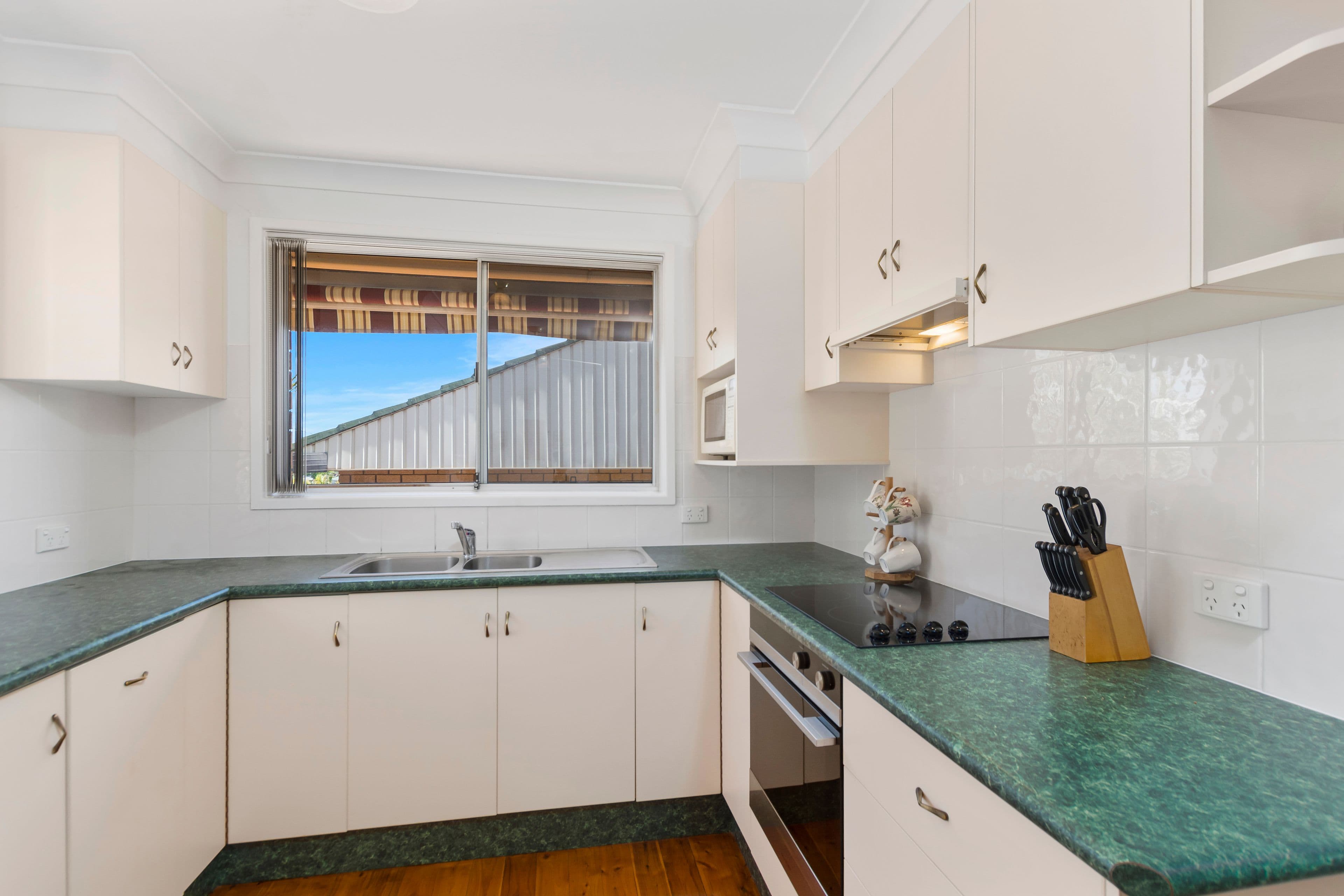 78 Edgeworth Avenue, Kanahooka - Thumbnail 4