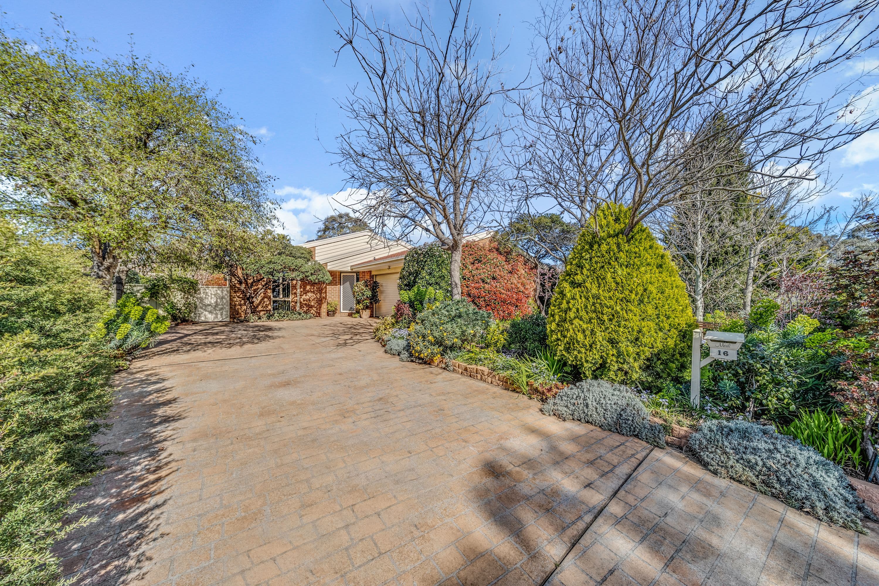 16 Grampians Street, Palmerston ACT 2913, Palmerston - Image 1