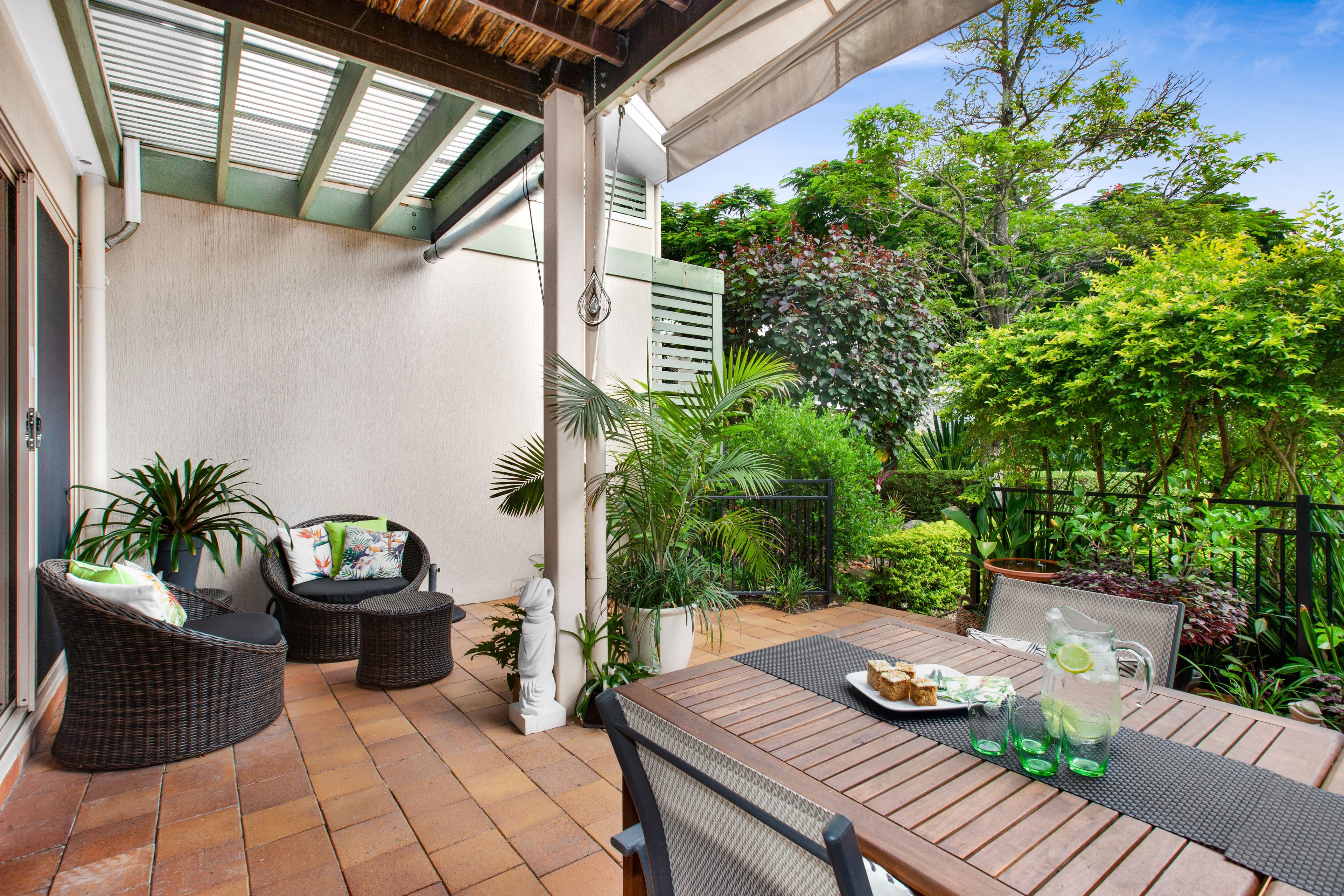 1 'Royal Pines' Ross Street, Benowa QLD 4217, Benowa - Image 1