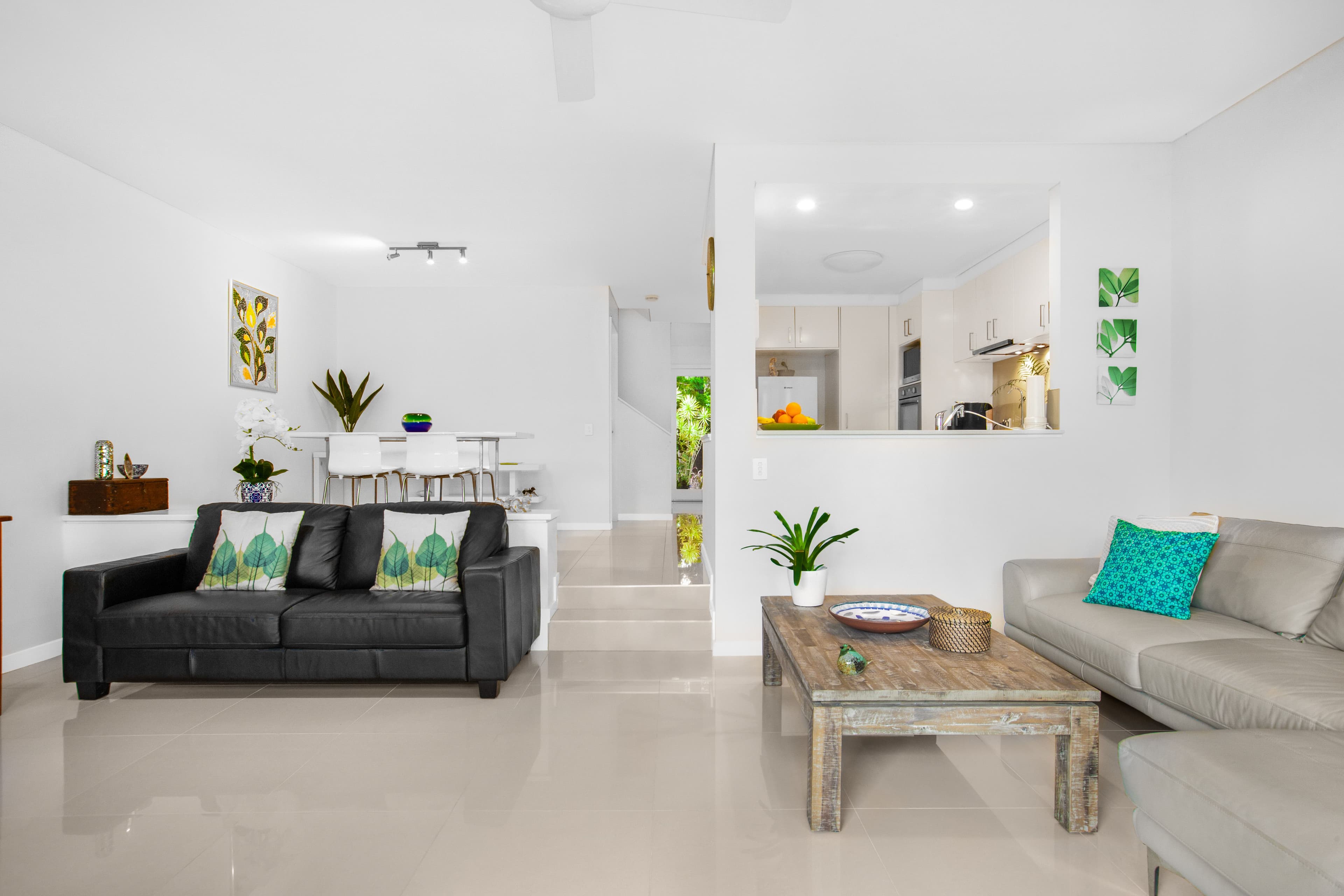 1 'Royal Pines' Ross Street, Benowa QLD 4217, Benowa - Thumbnail 3