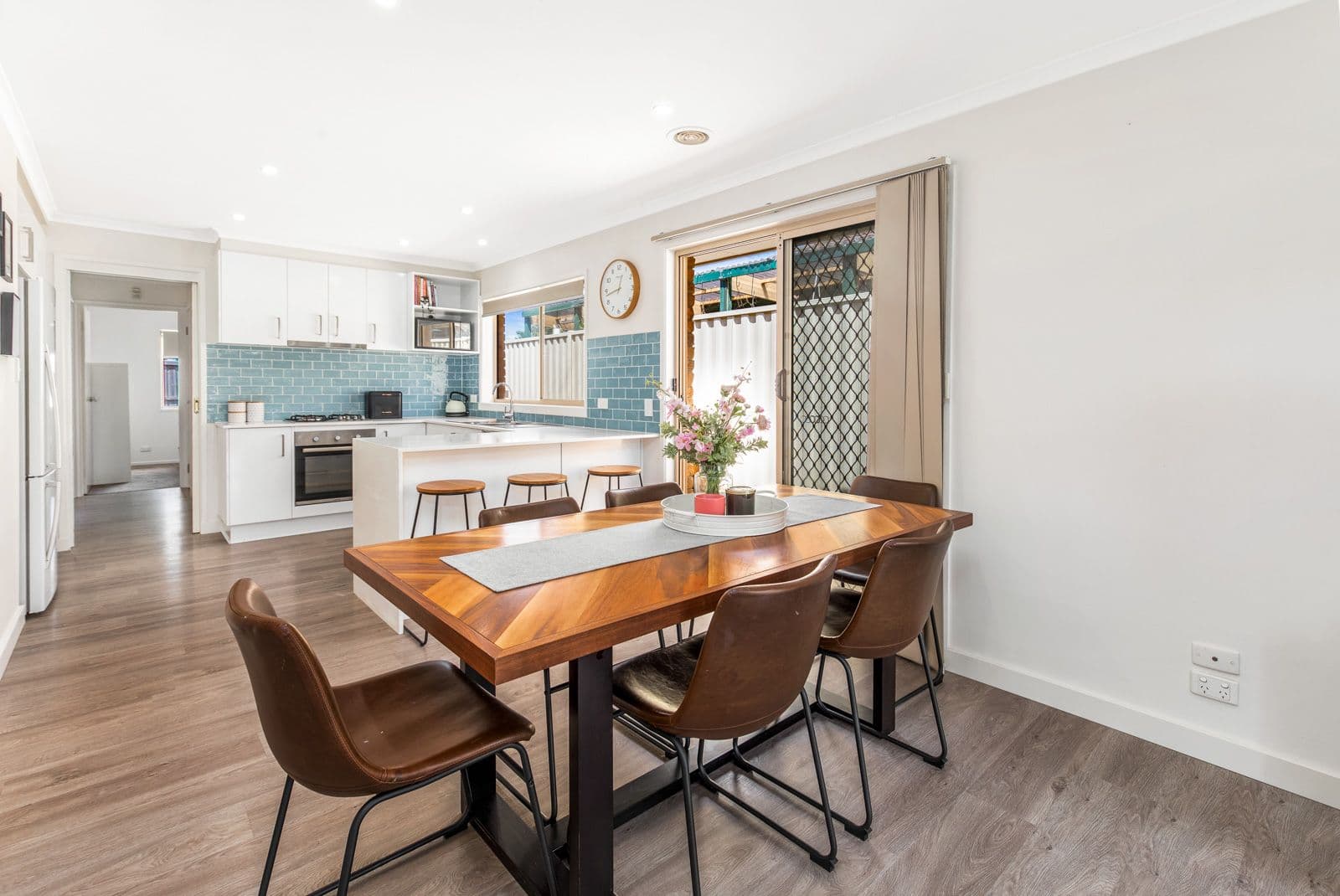 11 Flemington Crescent, Werribee VIC 3030, Werribee - Thumbnail 3