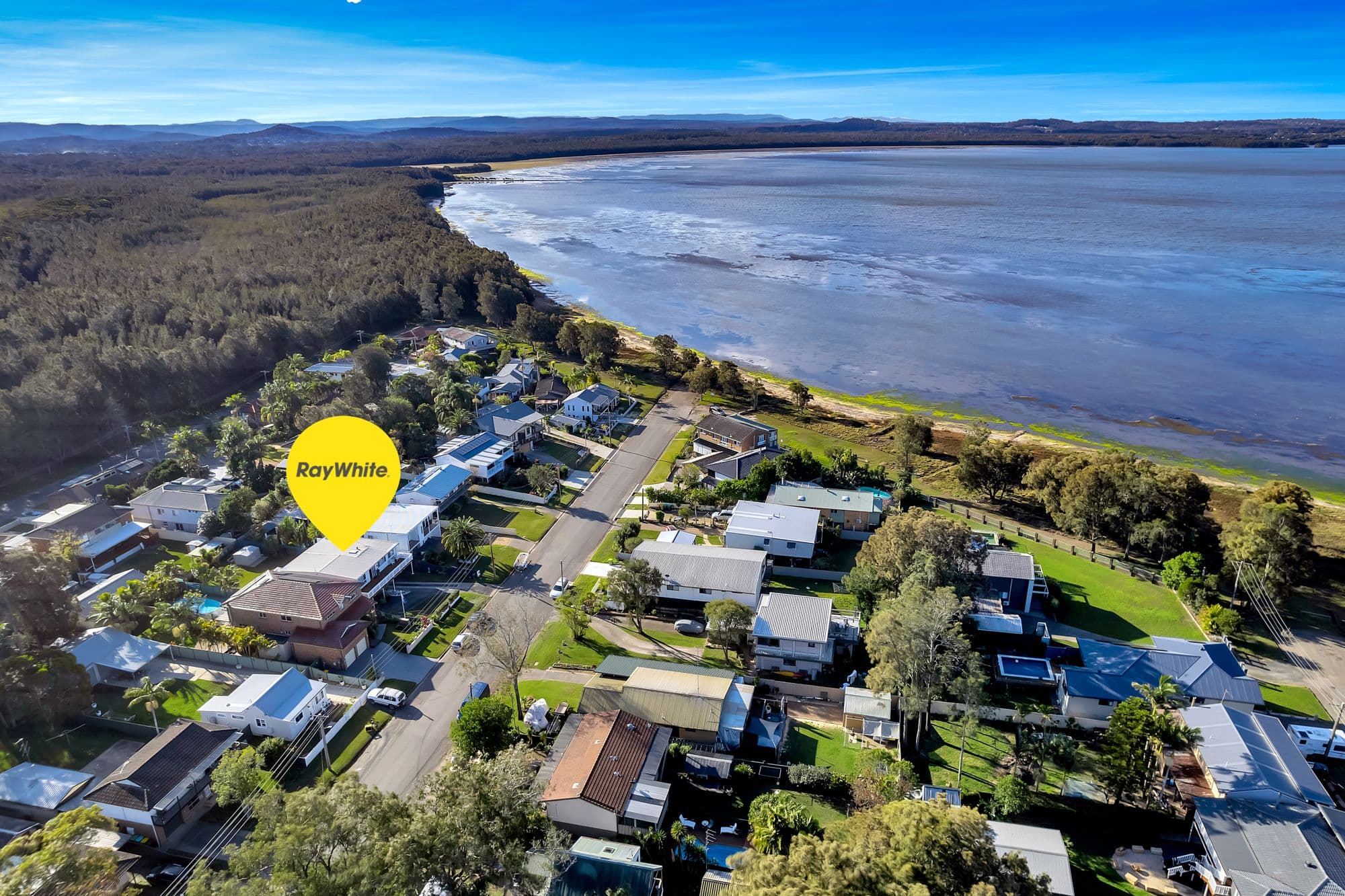 17 Henry Street, Chittaway Point NSW 2261, Chittaway Point - Thumbnail 2
