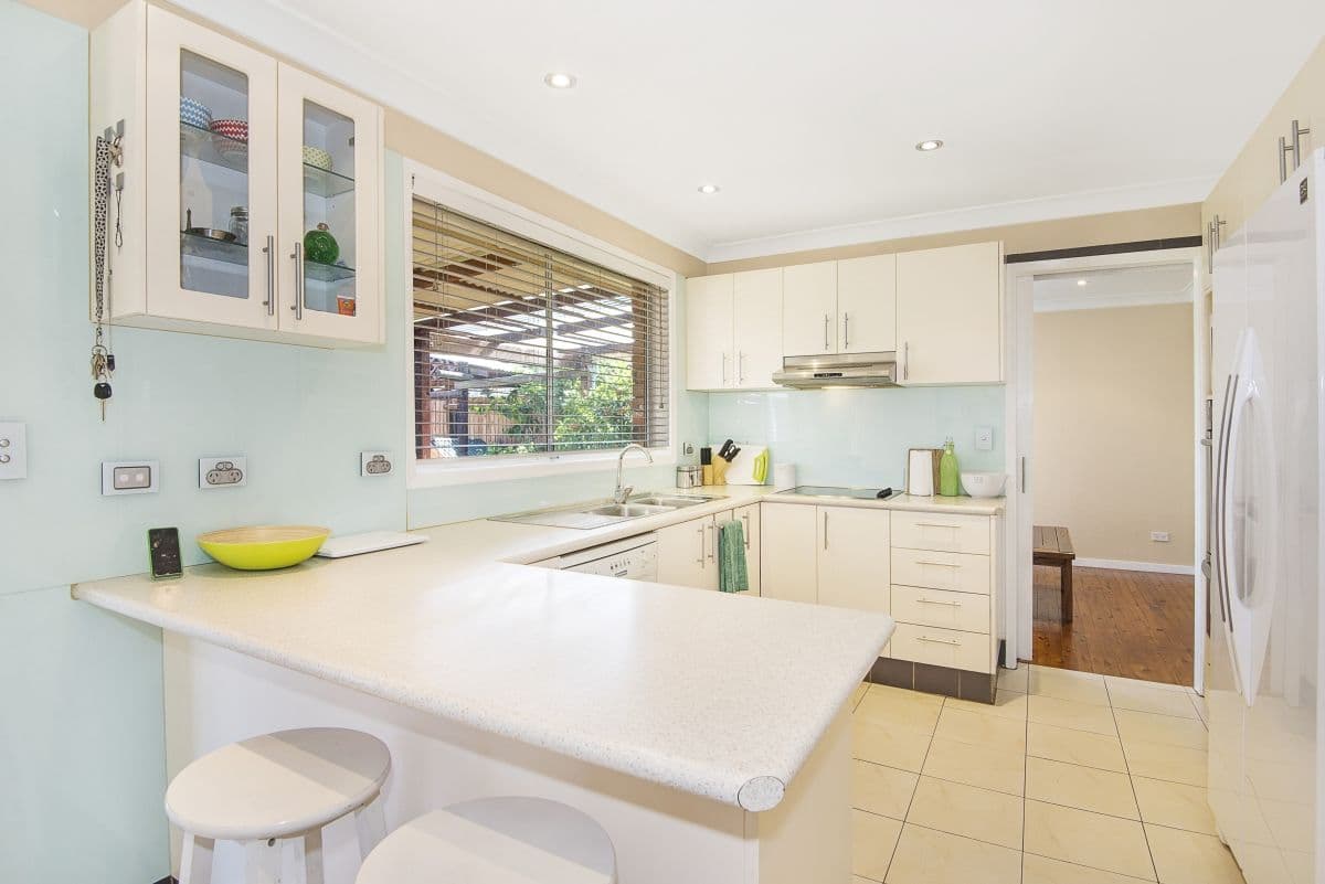 10 Santiago Place, Seven Hills NSW 2147, Seven Hills - Thumbnail 3