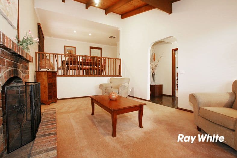 32 Merryn Grove, WANTIRNA SOUTH VIC 3152, Wantirna South - Thumbnail 5