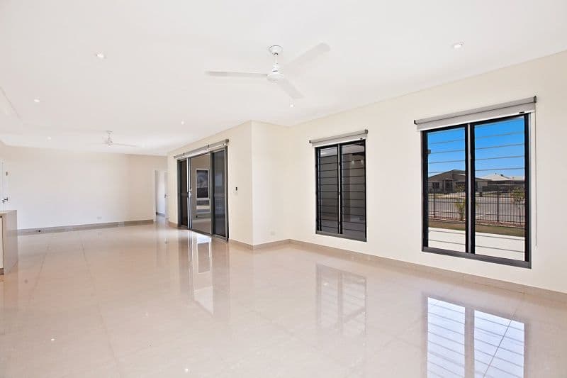 2 Clarke Street, BELLAMACK NT 0832, Bellamack - Thumbnail 4