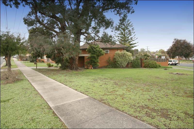33 Grenfell Road, MOUNT WAVERLEY VIC 3149, Mount Waverley - Thumbnail 5