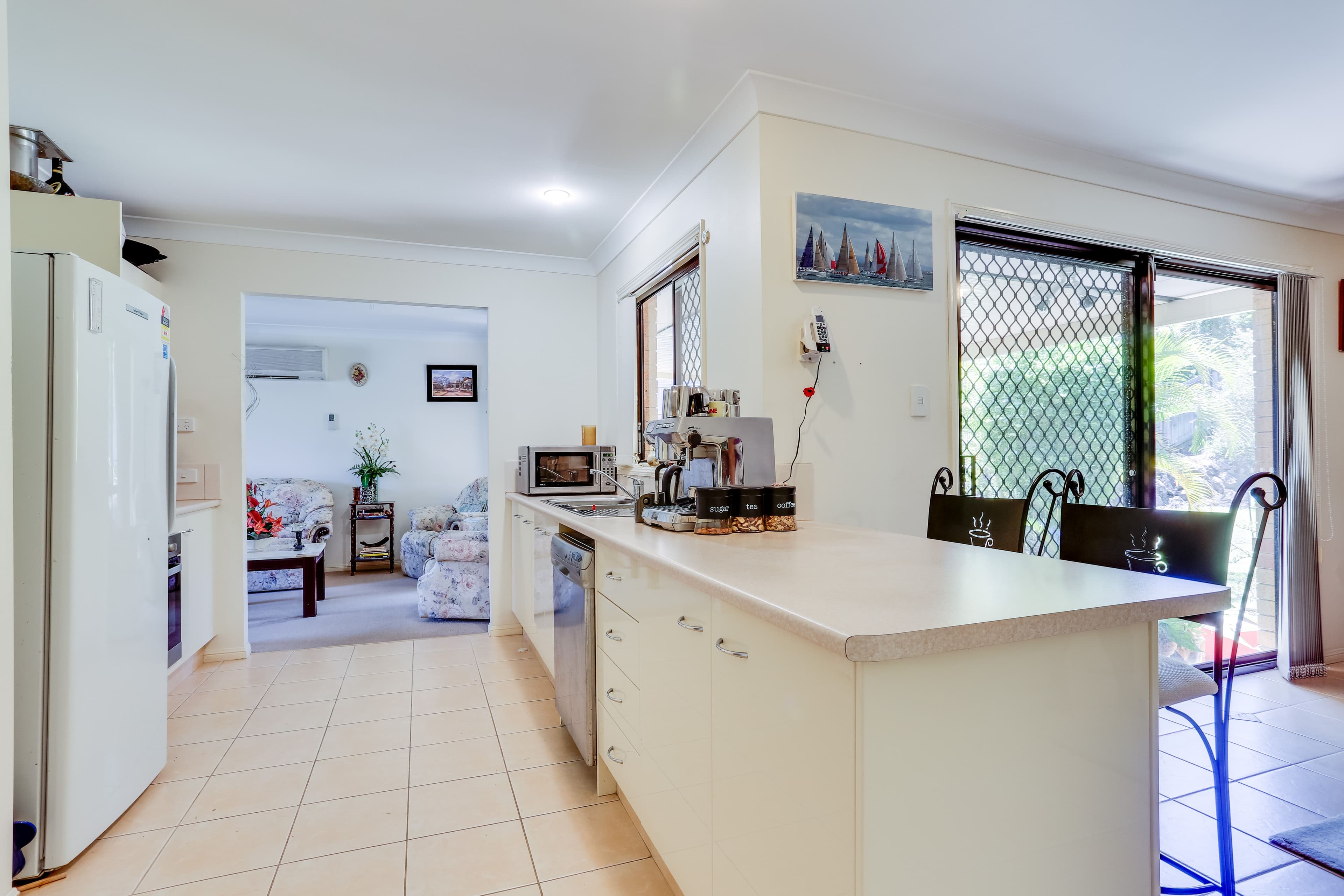 113 Sharpless Road, Springfield QLD 4300, Springfield - Thumbnail 2