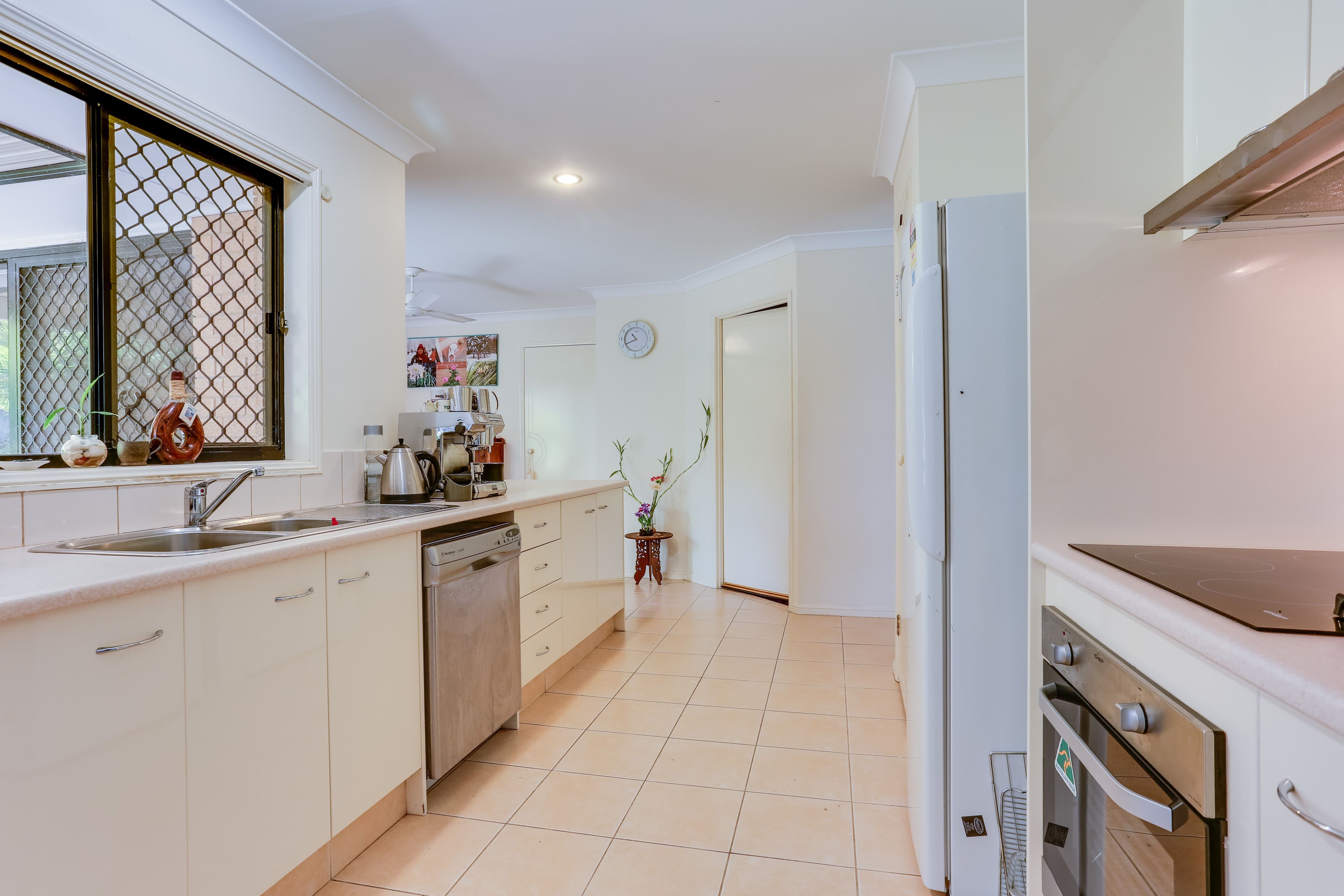 113 Sharpless Road, Springfield QLD 4300, Springfield - Thumbnail 3