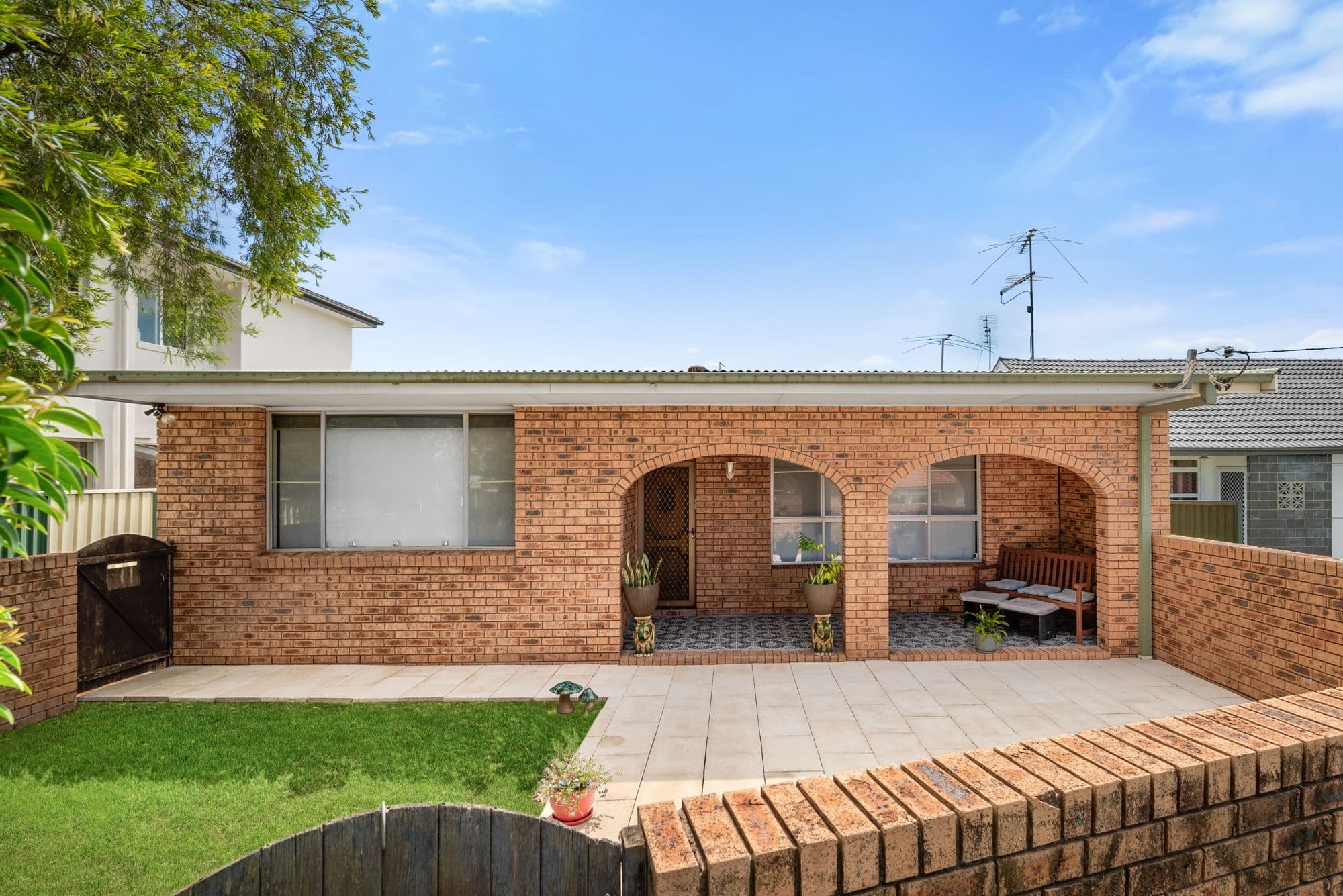 2/8 Bradbury Avenue, Campbelltown NSW 2560, Campbelltown - Thumbnail 2