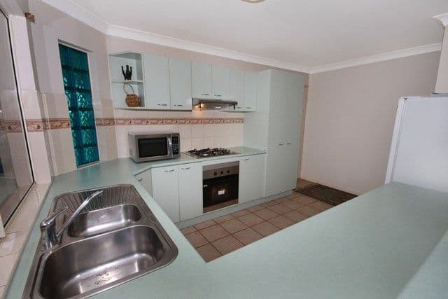 75 Yakola Parade, ALEXANDRA HEADLAND QLD 4572, Alexandra Headland - Thumbnail 5