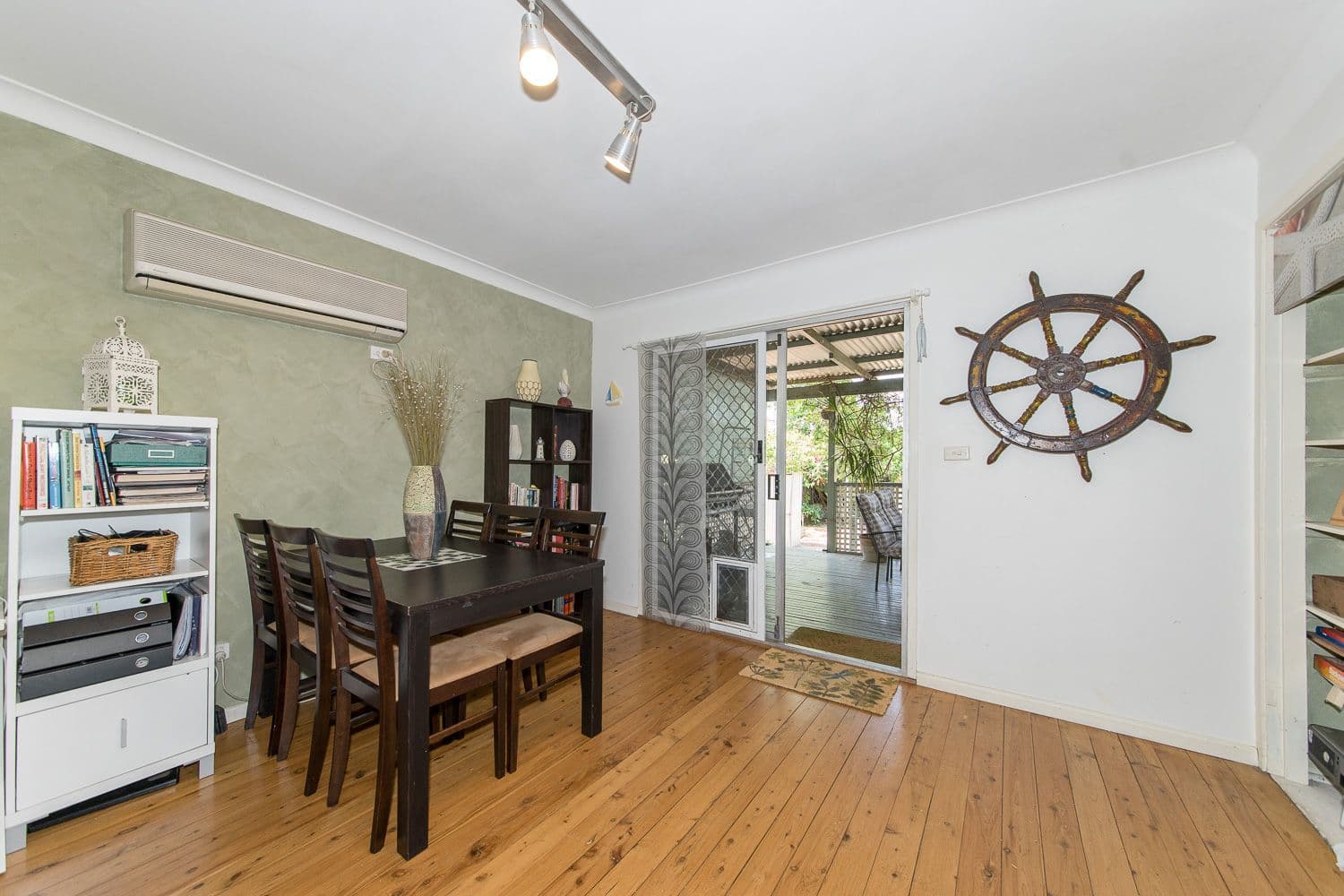 18 Pozieres Avenue, Umina Beach NSW 2257, Umina Beach - Thumbnail 3