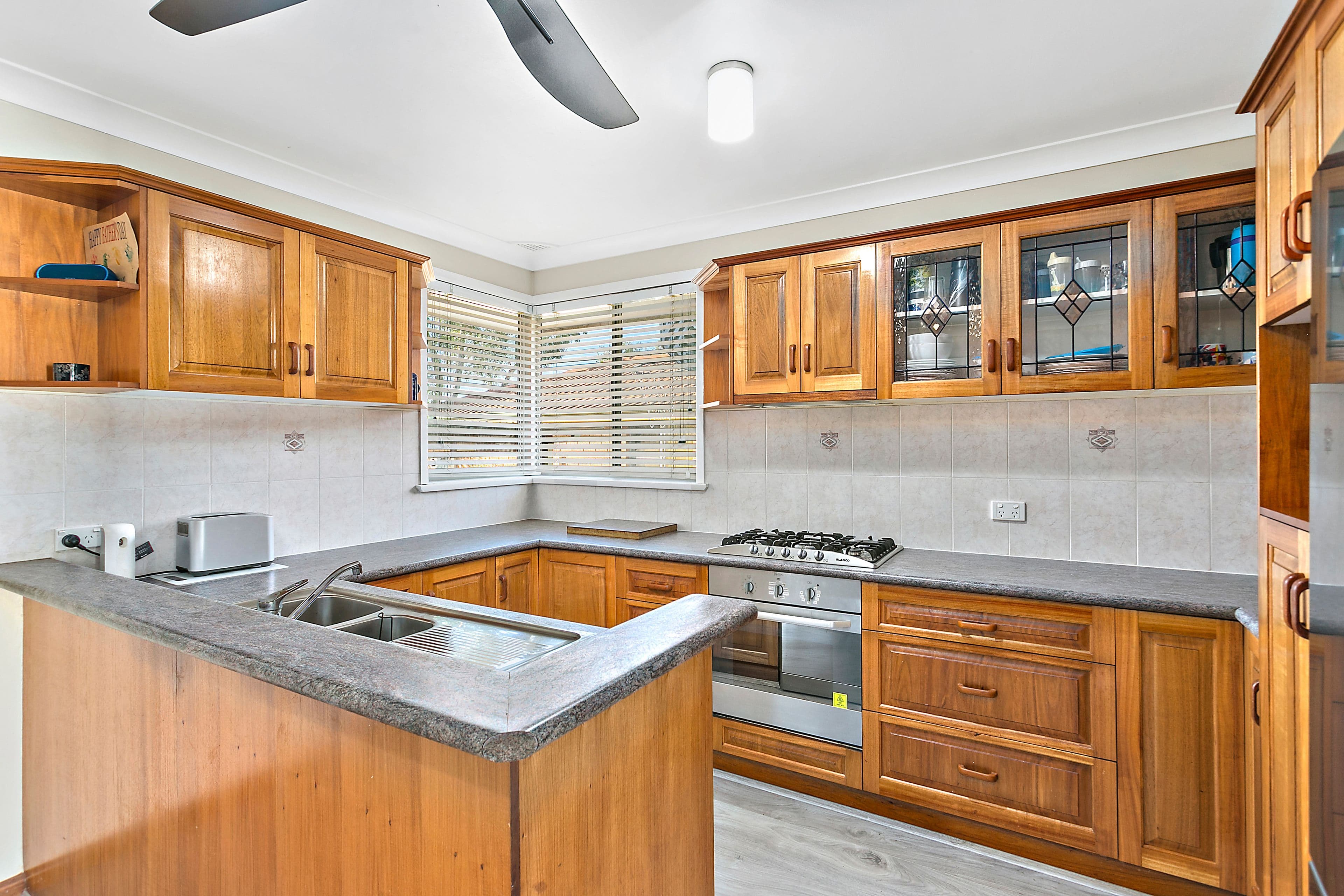 516 Murray Road, Preston VIC 3072, Preston - Thumbnail 4