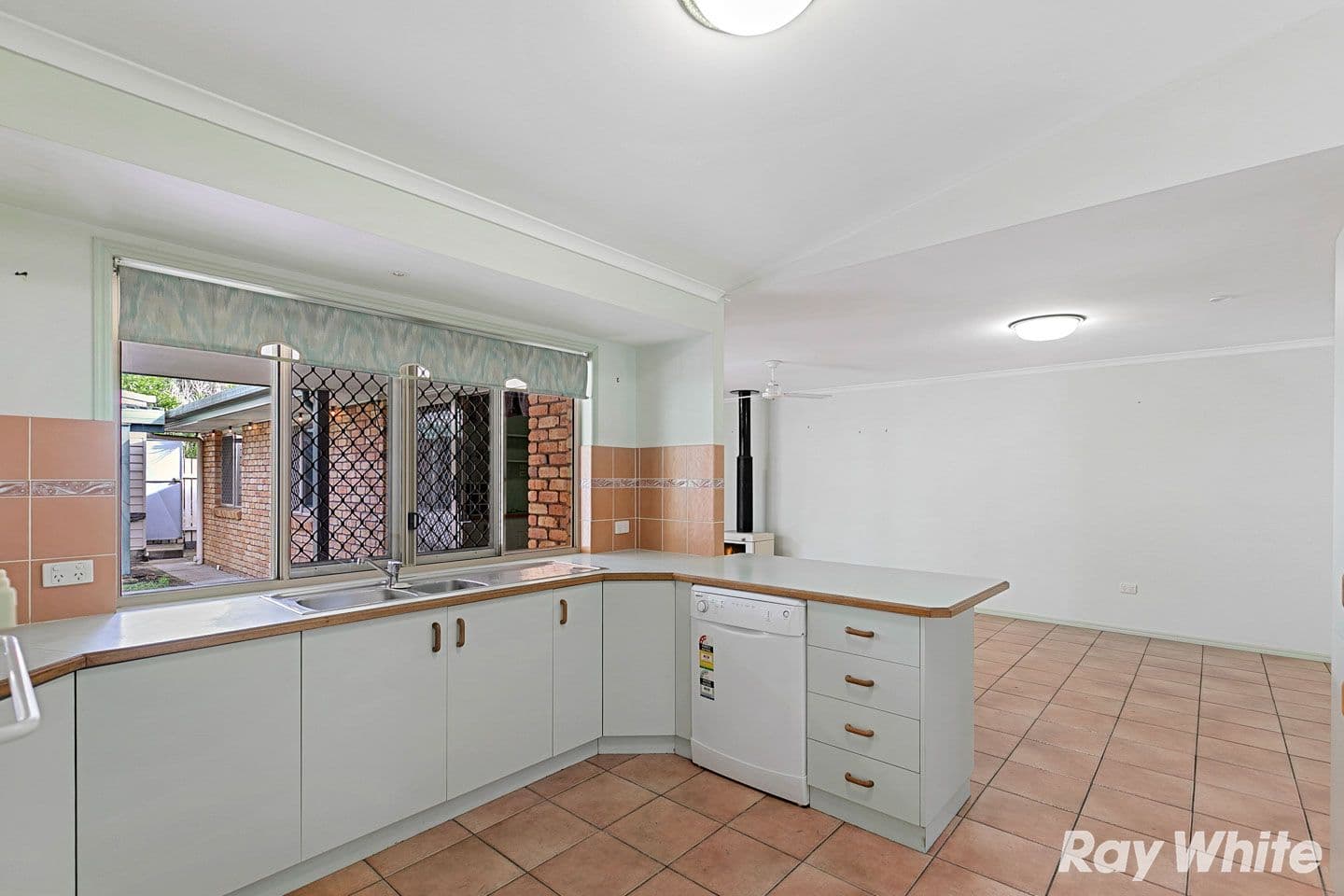 40 Craiglen Road, Tinana QLD 4650, Tinana - Thumbnail 5