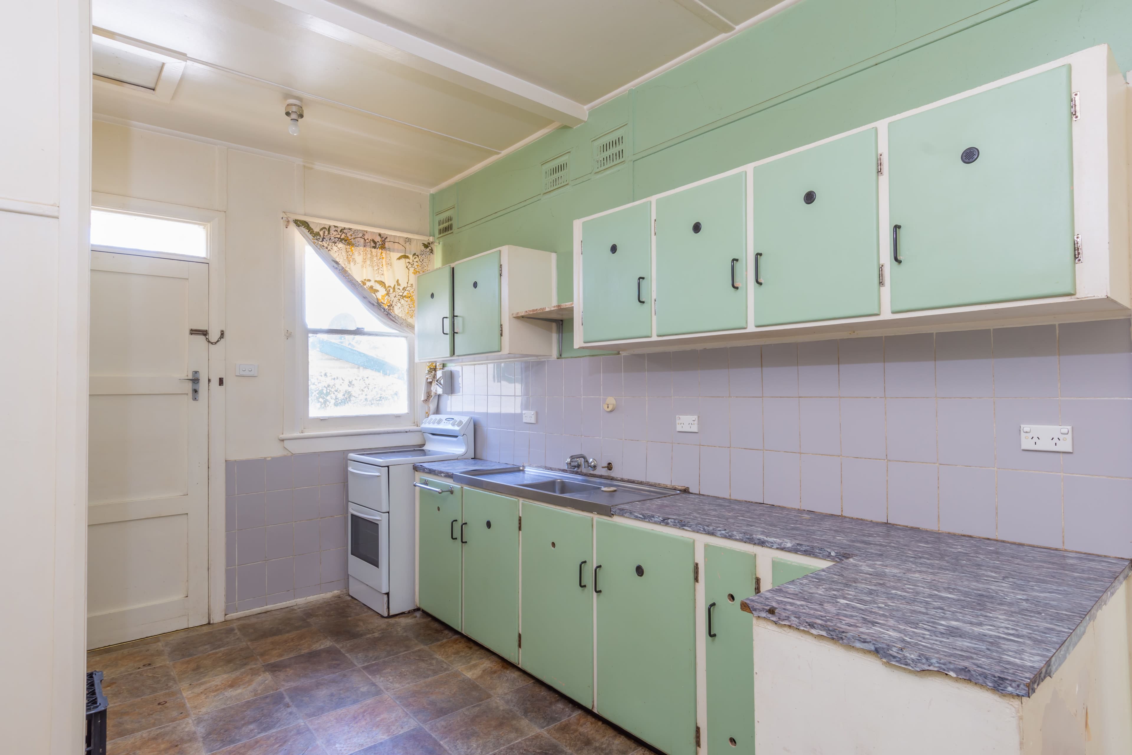 10 Dalwah Street, Bomaderry - Thumbnail 2
