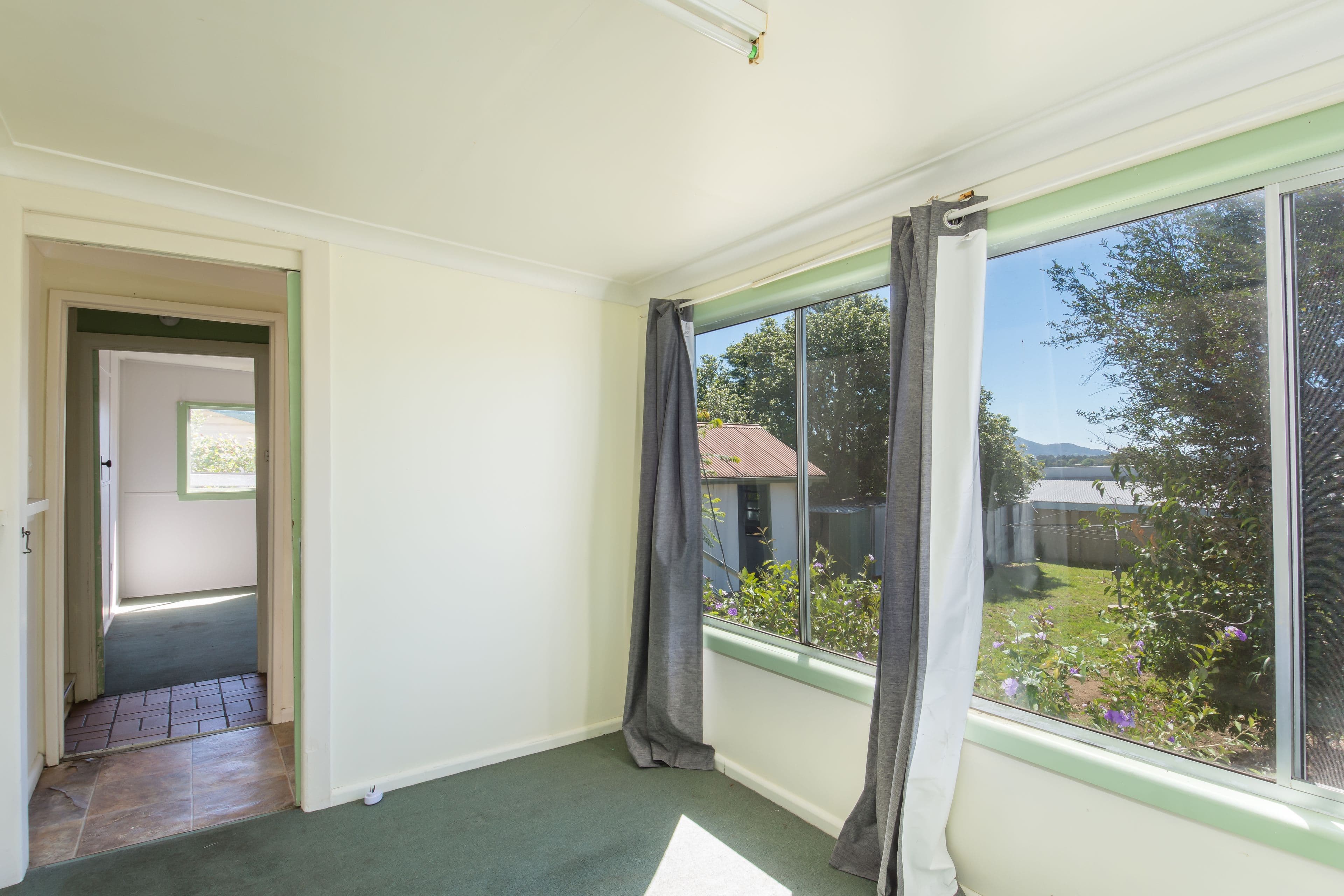 10 Dalwah Street, Bomaderry - Thumbnail 8