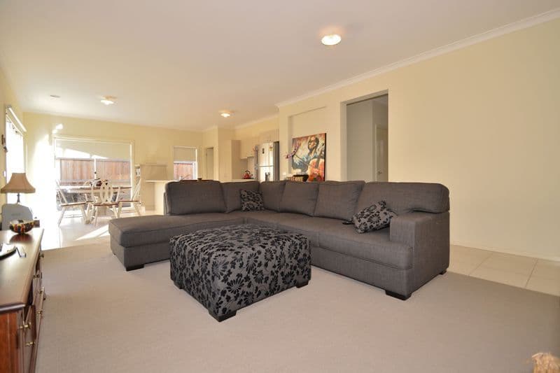 7 Markdale Way, DOREEN VIC 3754, Doreen - Thumbnail 3