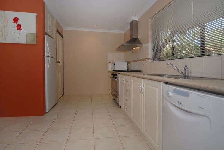 21 Edwards Road, HIGH WYCOMBE WA 6057, High Wycombe - Thumbnail 8