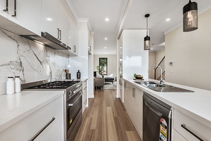 53 Blackman Avenue, Mill Park VIC 3082, Mill Park - Thumbnail 3