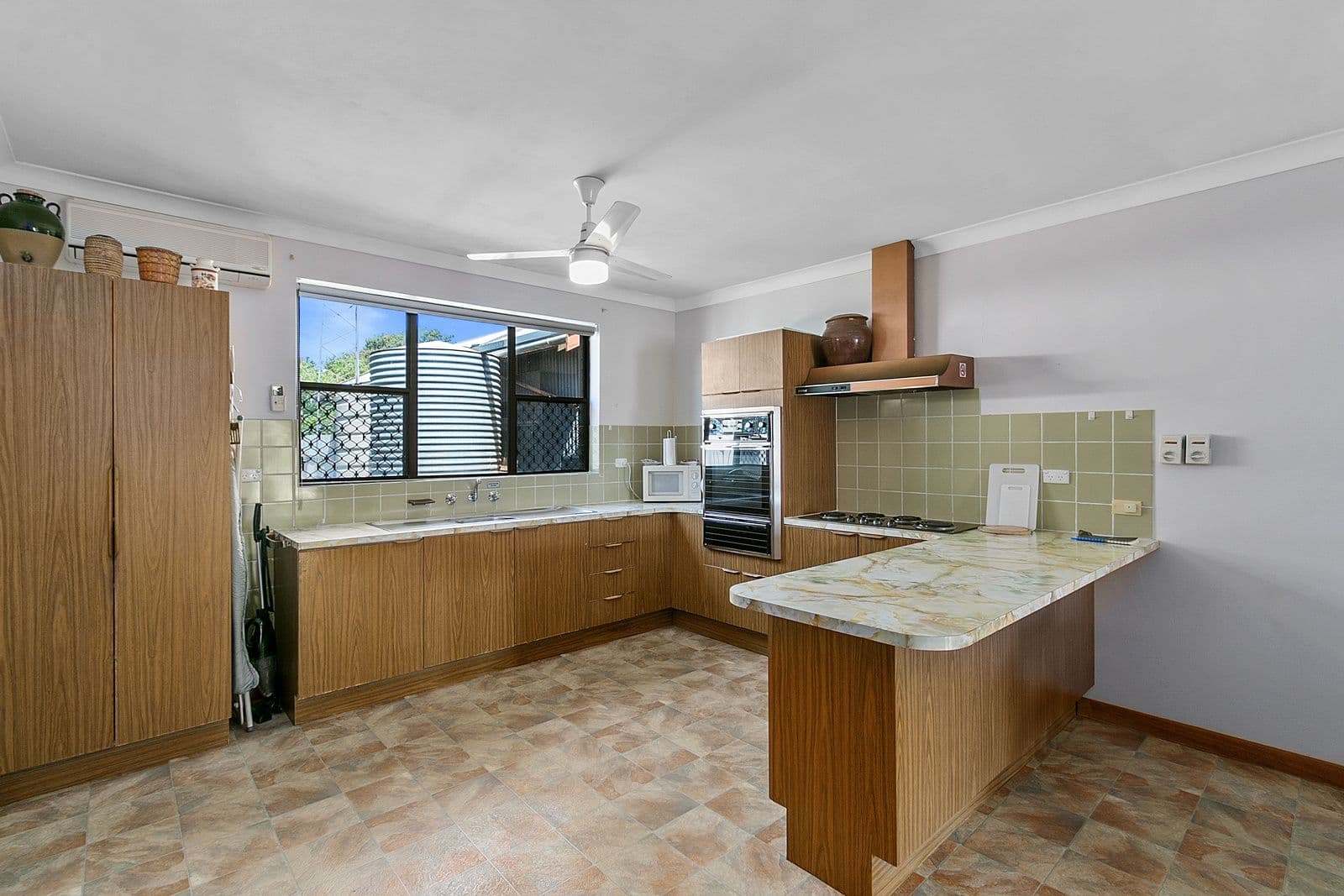 33 Ocean Park Drive, Apollo Bay, VIC, Apollo Bay - Thumbnail 4