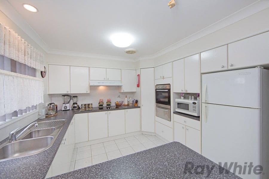 4B Keswick Drive, Lake Haven NSW 2263, Lake Haven - Thumbnail 2