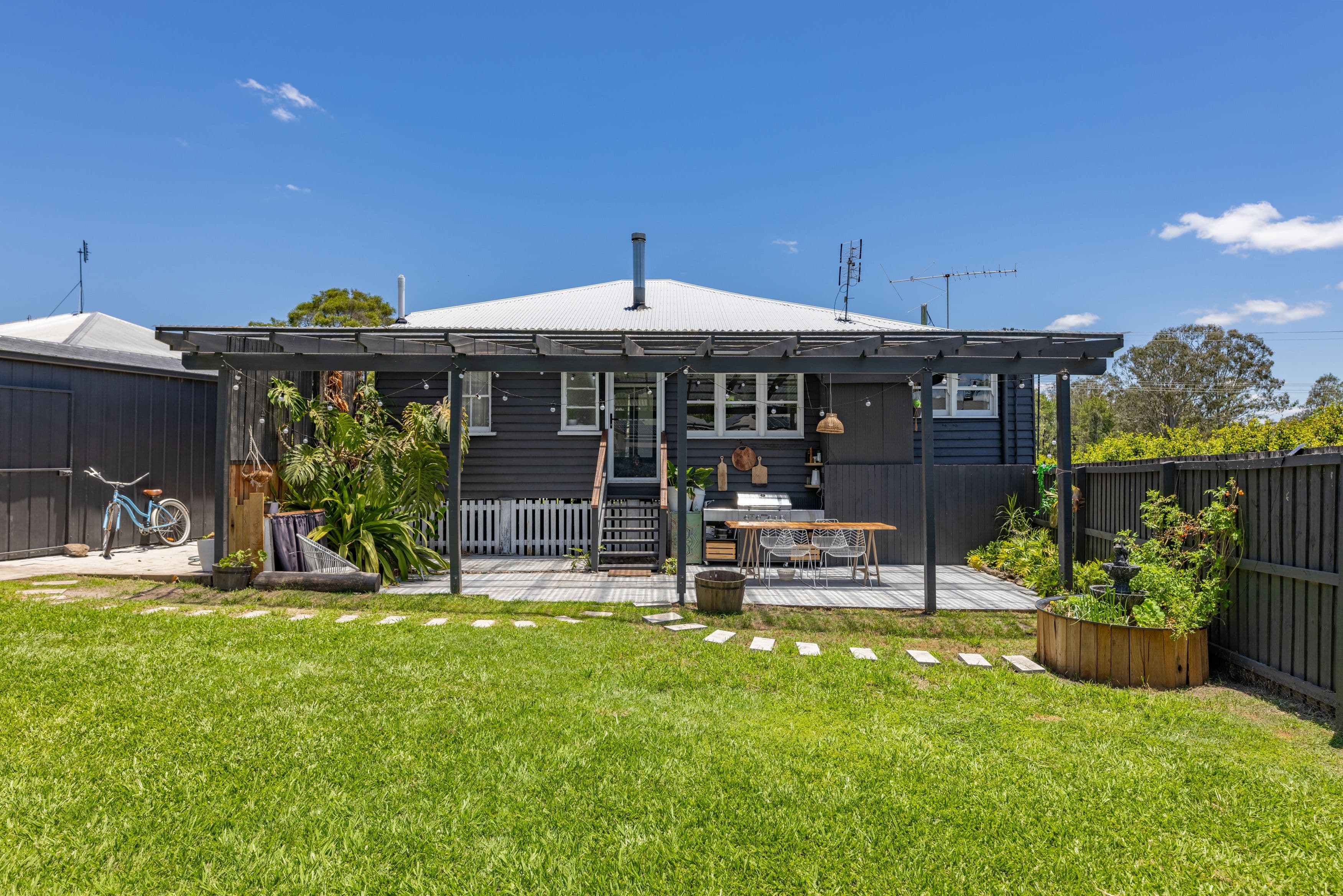 6 George Street, Woodford QLD 4514, Woodford - Thumbnail 2