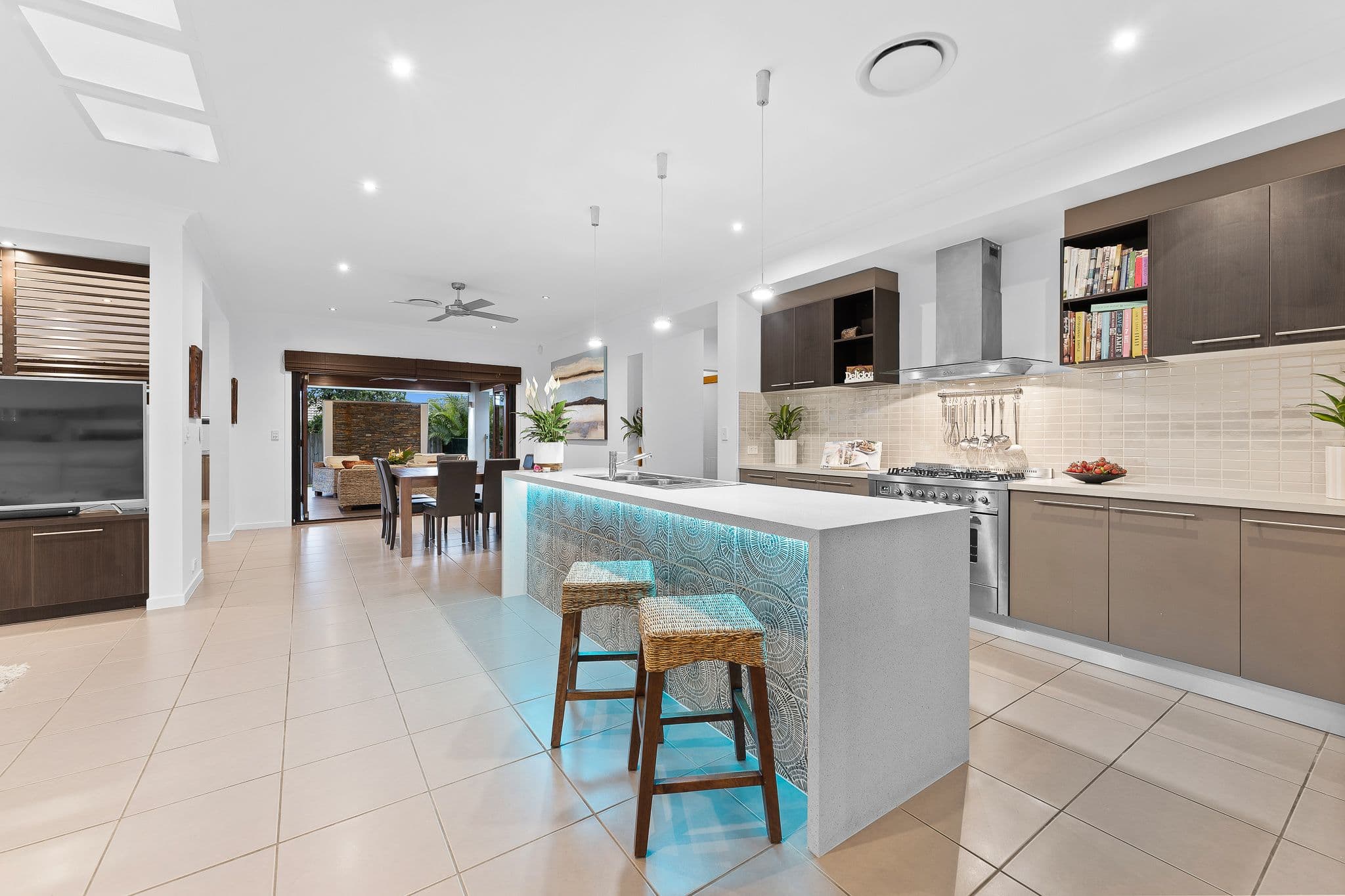 15 Elkington Circuit, North Lakes QLD 4509, North Lakes - Thumbnail 4