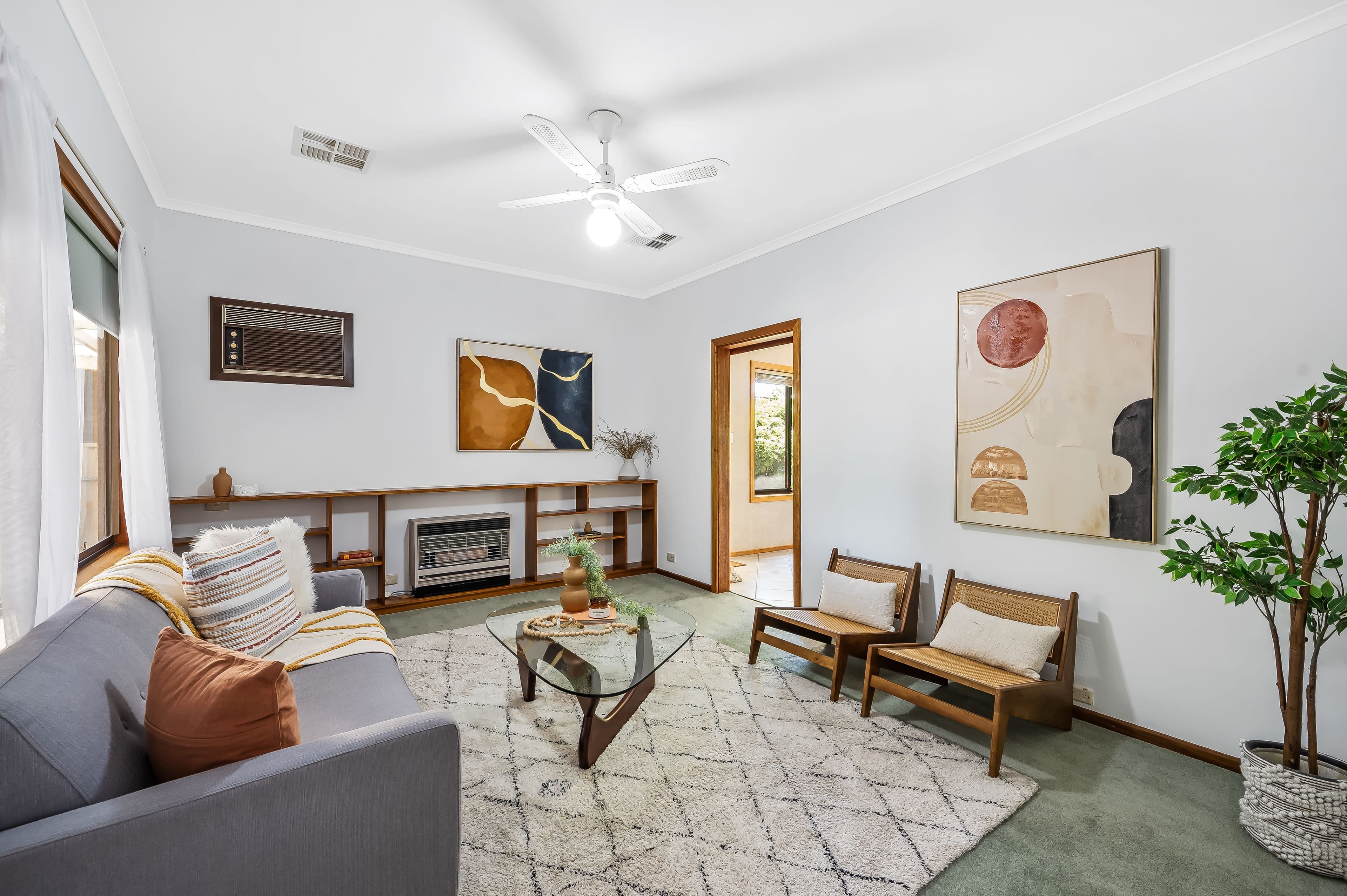13 Richard Avenue, Mitchell Park SA 5043, Mitchell Park - Thumbnail 2
