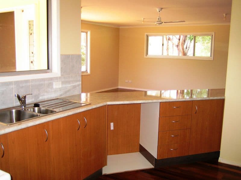 9 Stradbroke Drive, RUSSELL ISLAND QLD 4184, Russell Island - Thumbnail 5