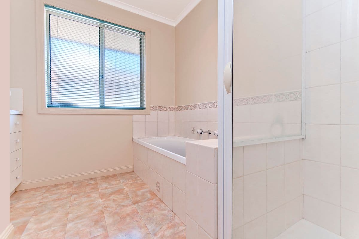 18 Aitkins Road, Warrnambool VIC 3280, Warrnambool - Thumbnail 5