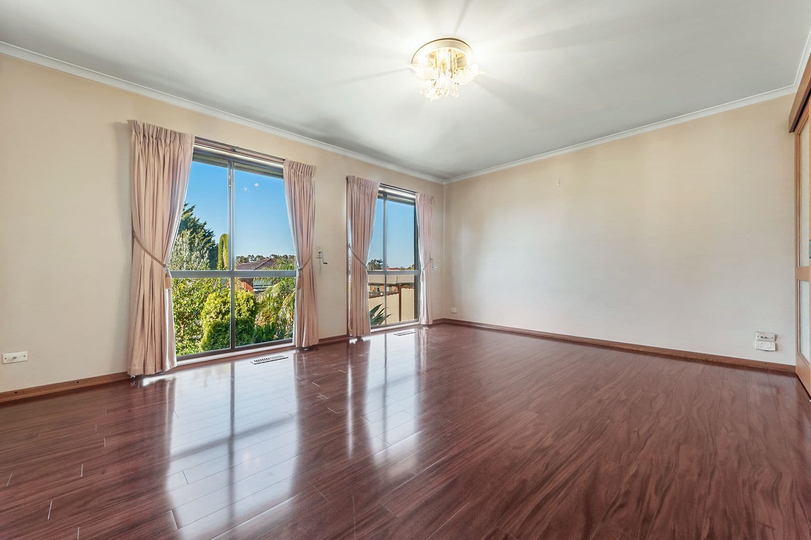 15 Rocklands Rise, Meadow Heights VIC 3048, Meadow Heights - Thumbnail 4