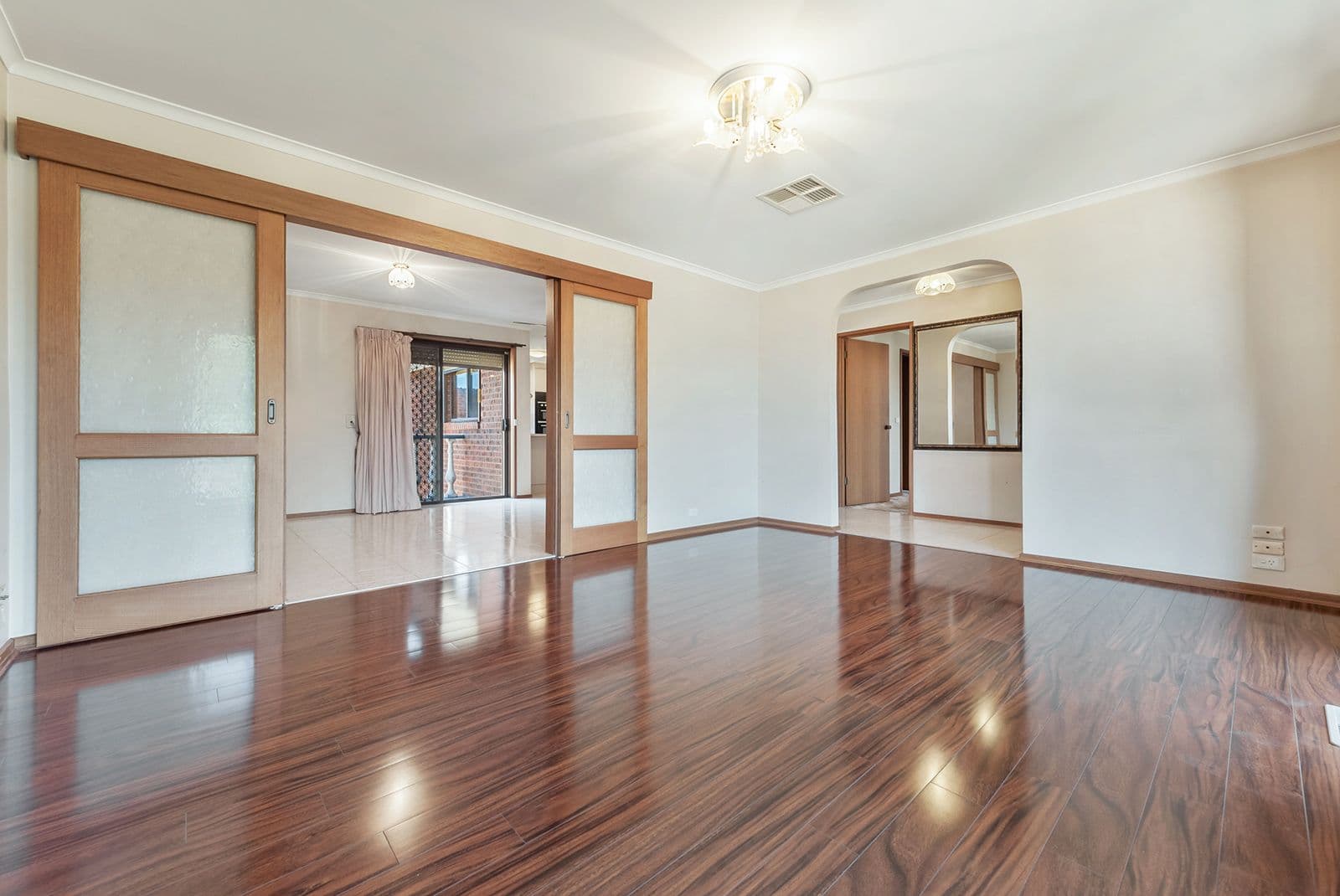 15 Rocklands Rise, Meadow Heights VIC 3048, Meadow Heights - Thumbnail 5