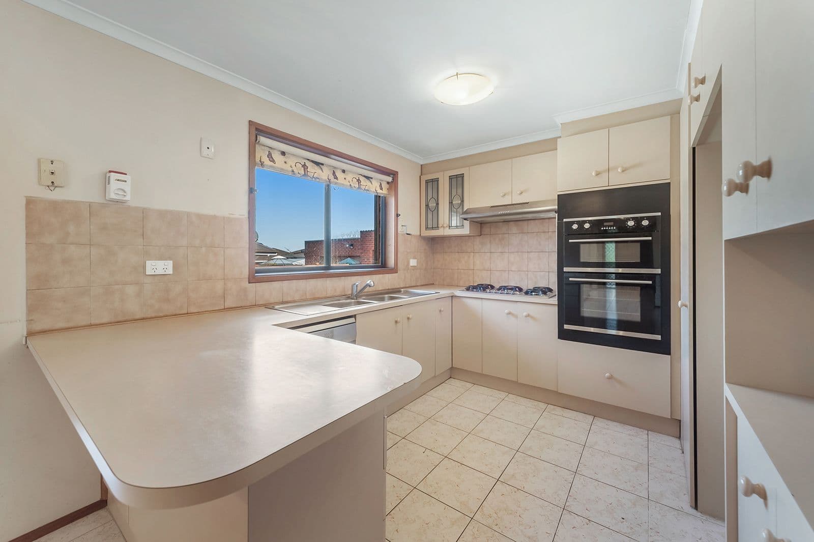 15 Rocklands Rise, Meadow Heights VIC 3048, Meadow Heights - Thumbnail 7