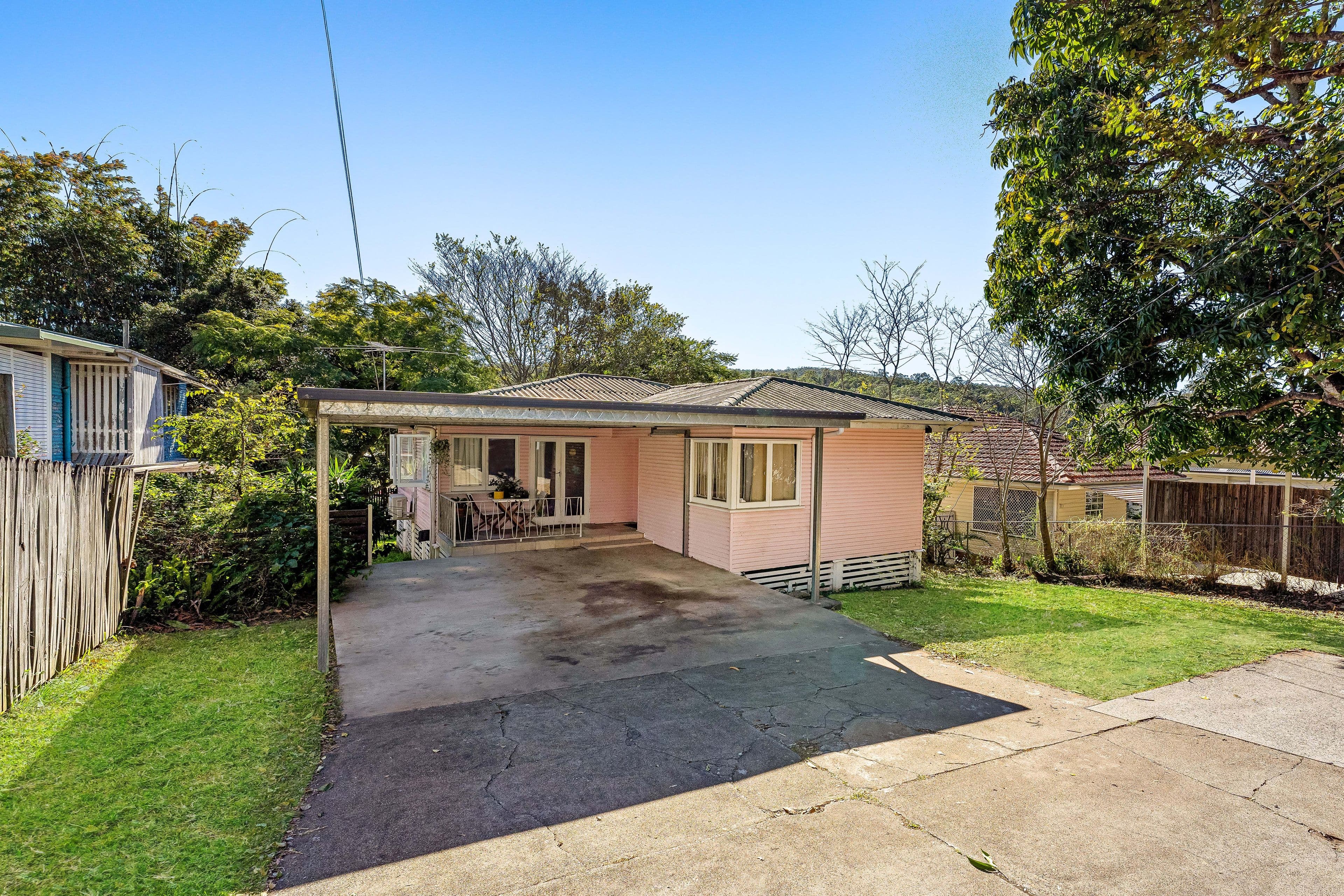 1037 Waterworks Road, The Gap QLD 4061, The Gap - Thumbnail 2
