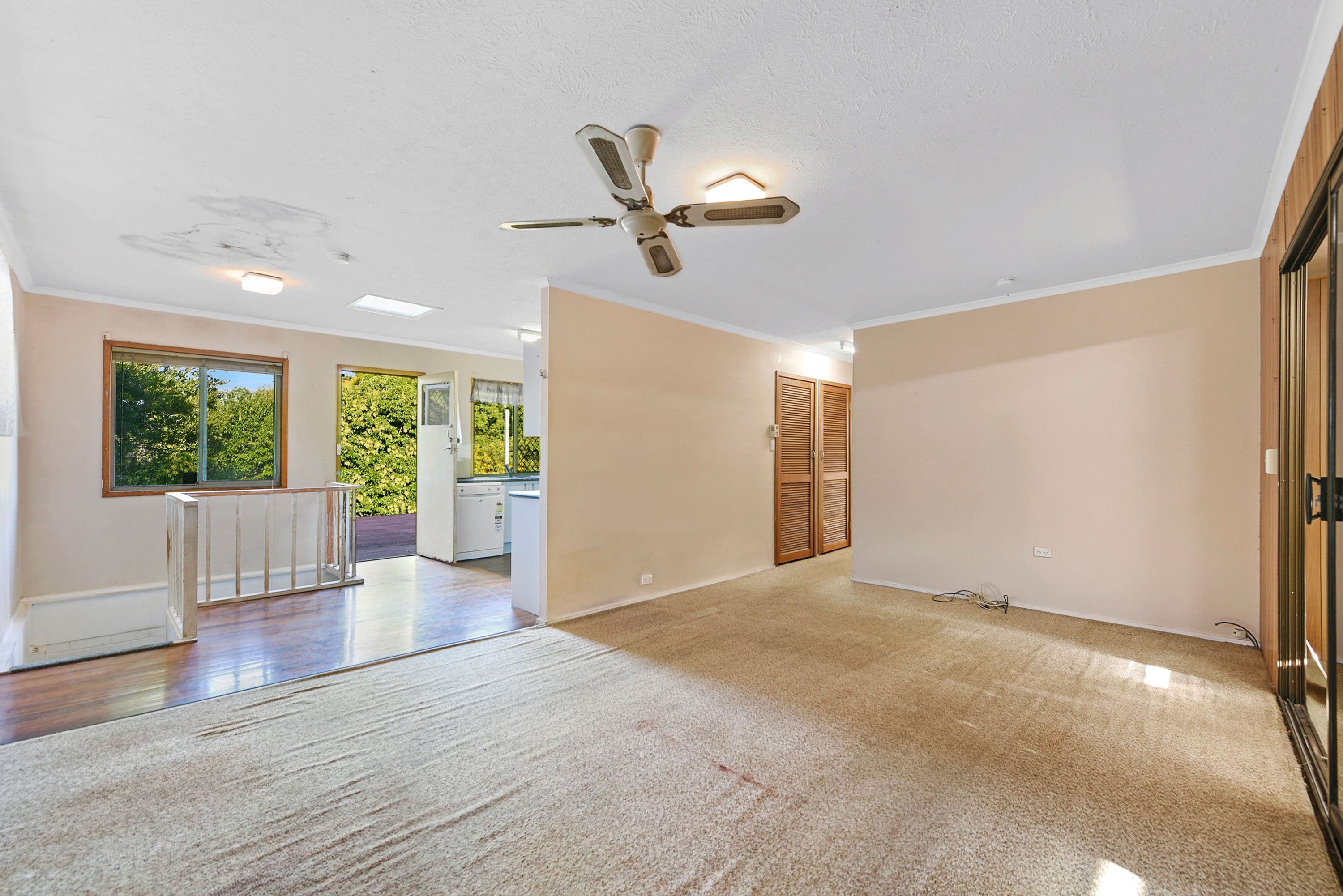 36 Alicia Street, Southport QLD 4215, Southport - Thumbnail 2