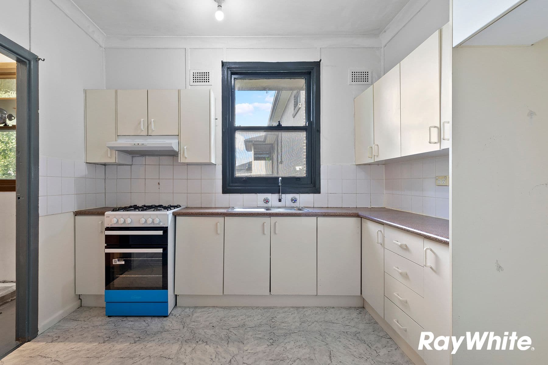 21 Whiting Street, Regents Park NSW 2143, Regents Park - Thumbnail 4