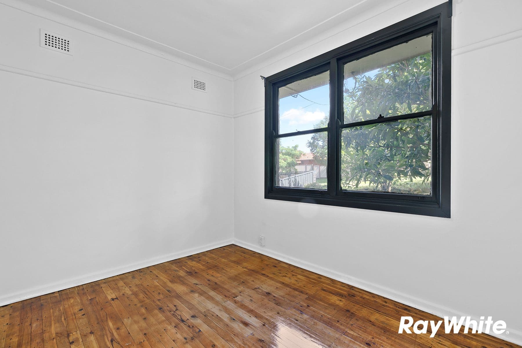 21 Whiting Street, Regents Park NSW 2143, Regents Park - Thumbnail 6