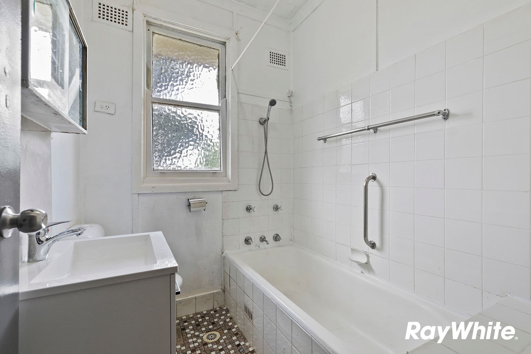 21 Whiting Street, Regents Park NSW 2143, Regents Park - Thumbnail 8