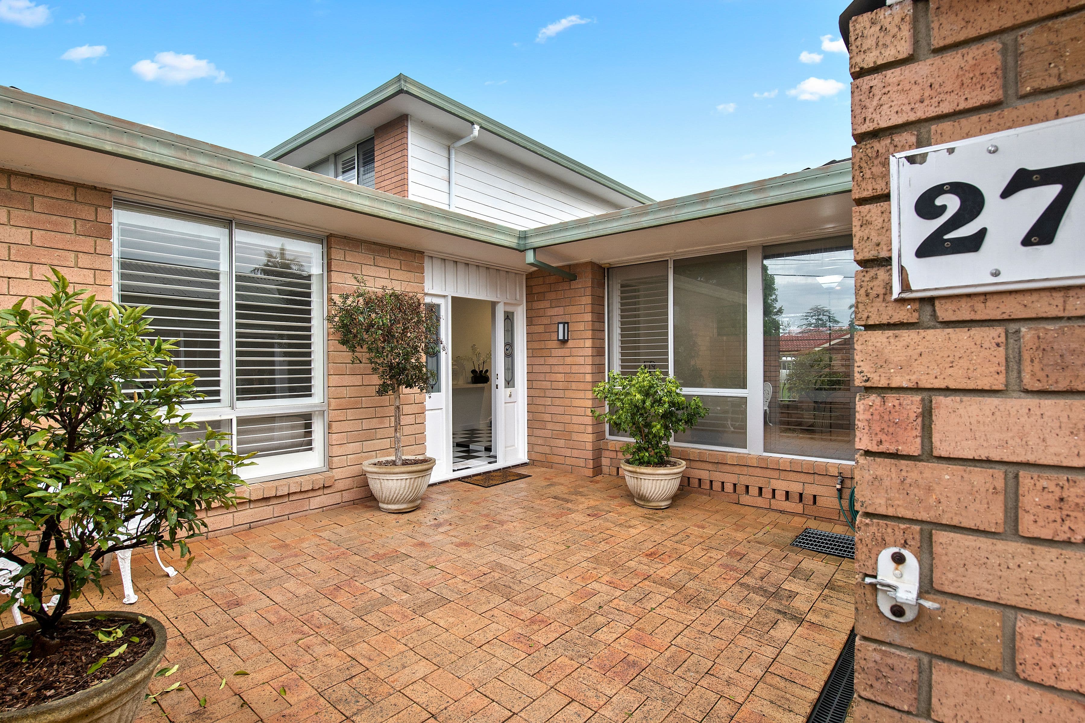 27 Elouera Road, Westleigh NSW 2120, Westleigh - Thumbnail 2