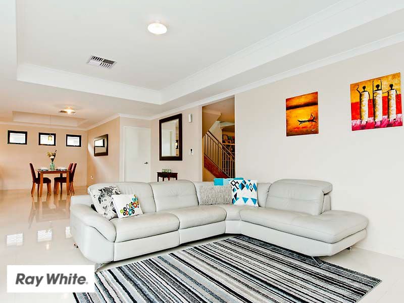33 Bellazario Prom, Aveley WA 6069, Aveley - Image 1