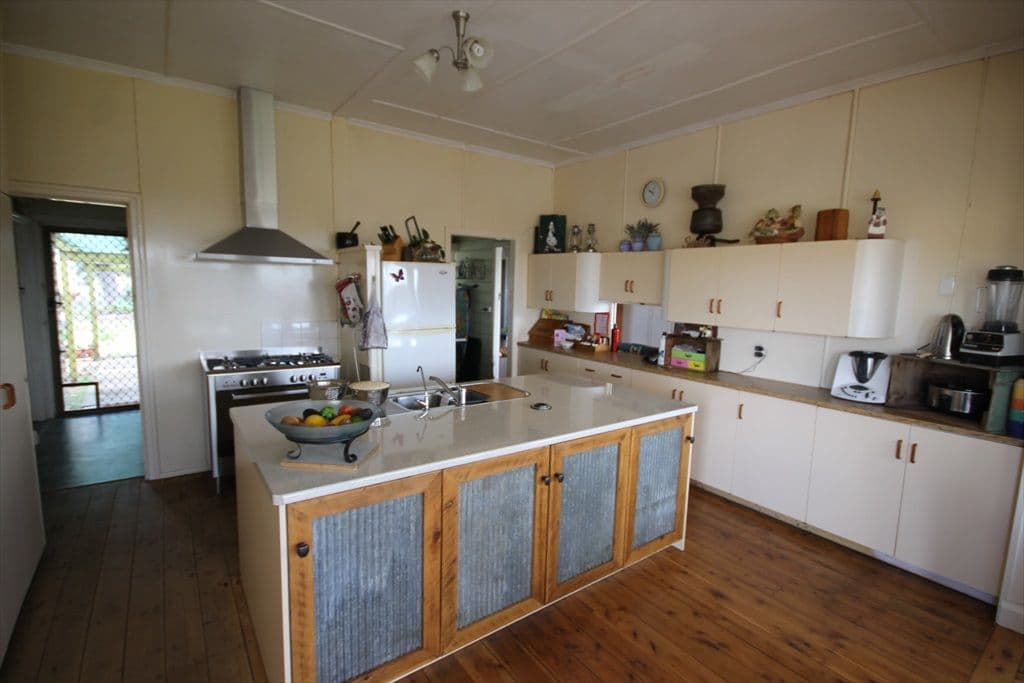 653 Dalby Jandowae Road, DALBY QLD 4405, Dalby - Thumbnail 2